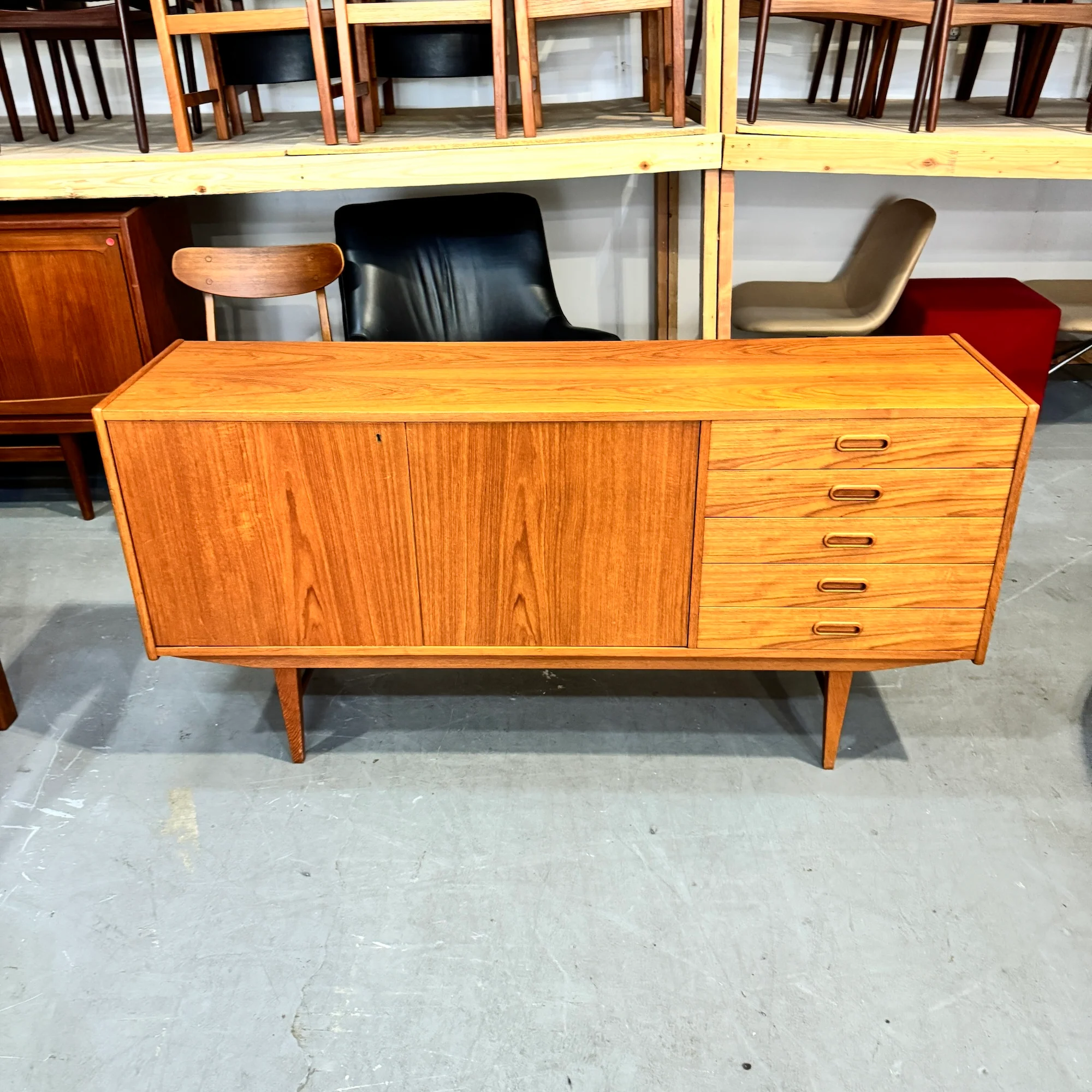 Danish Modern Teak Sideboard with 5 drawers - Image 2