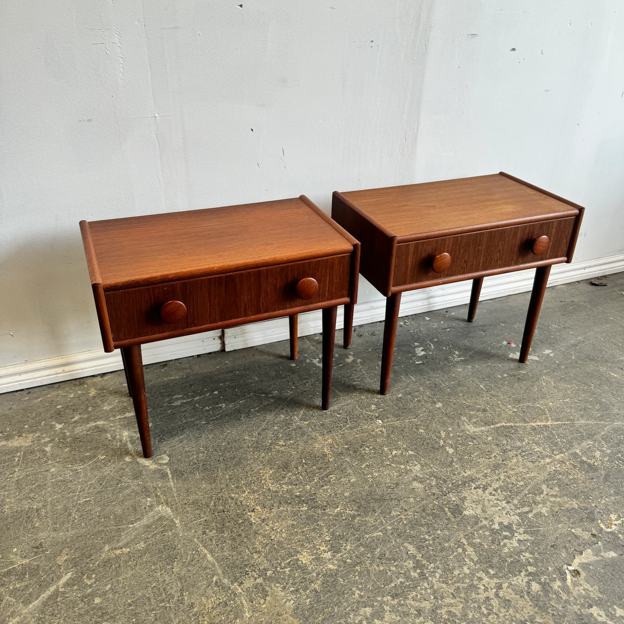 Danish Modern Teak Single Drawer set of 2 nightstands - Image 2