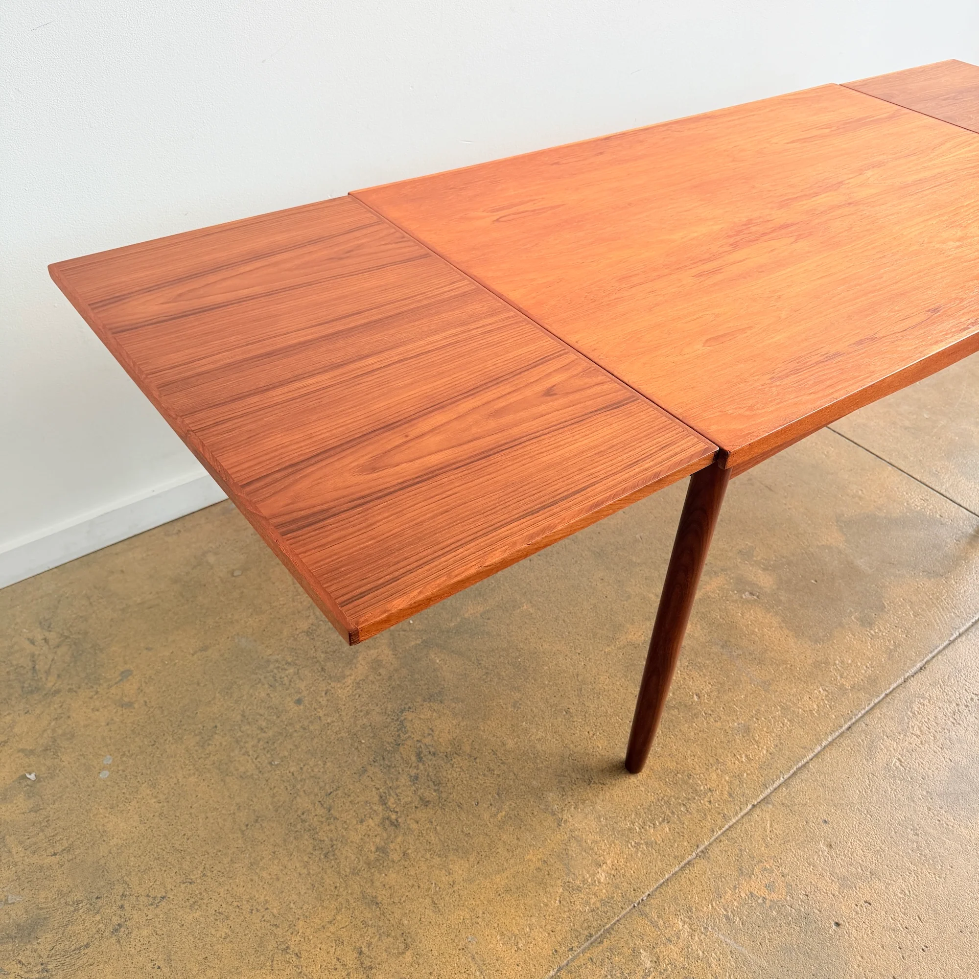 Danish Modern Teakwood Angular Expandable Dining Table - Image 5