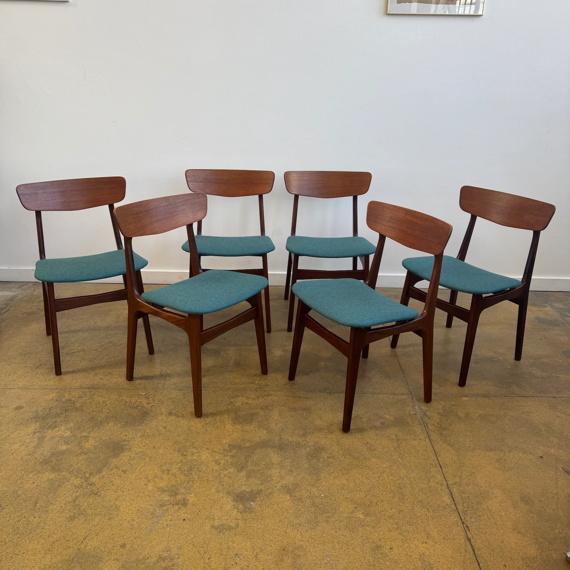 Danish Modern Teakwood set of 6 chairs by Farstrup (Restored) - Image 2
