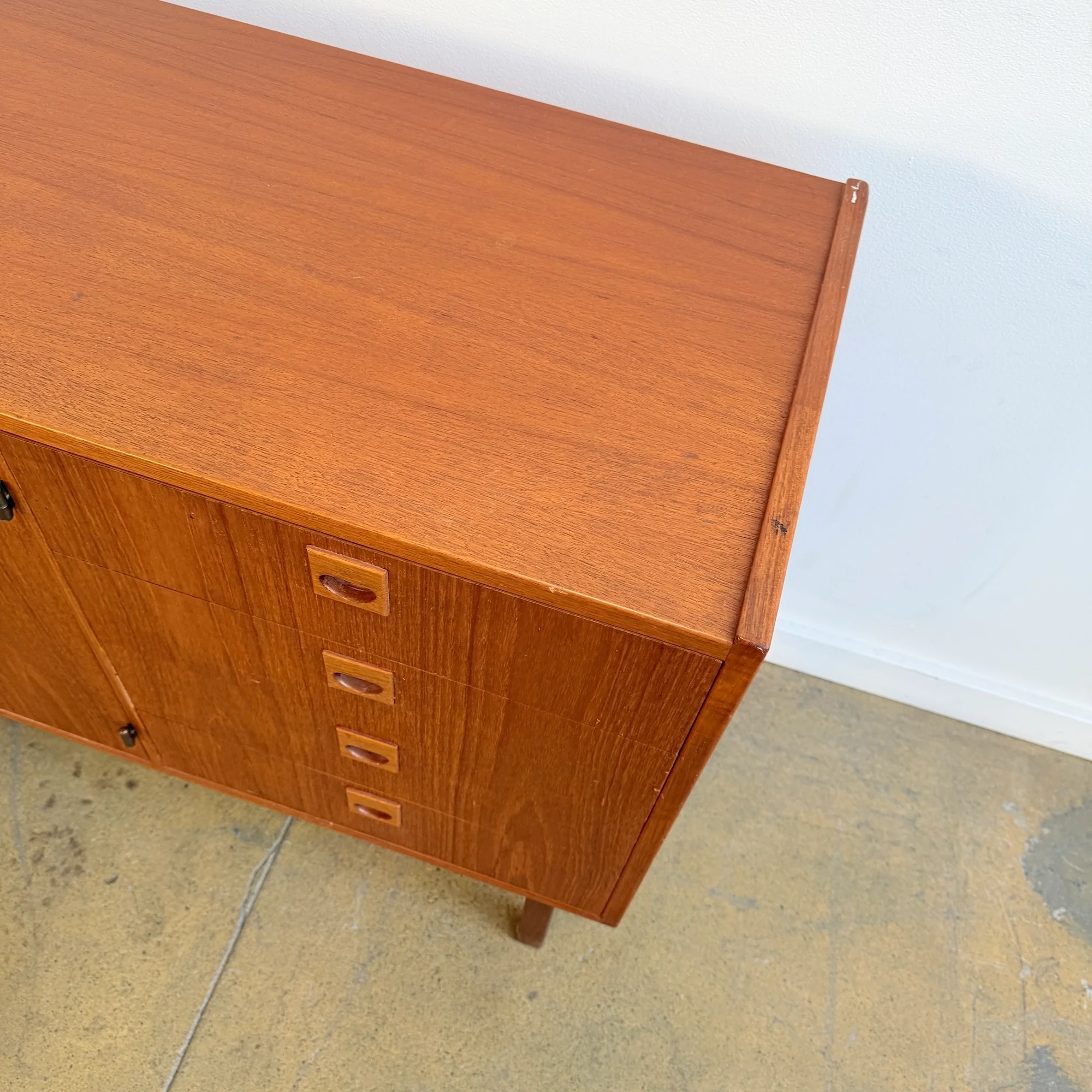 Danish Modern Teakwood Small Sideboard - Image 7