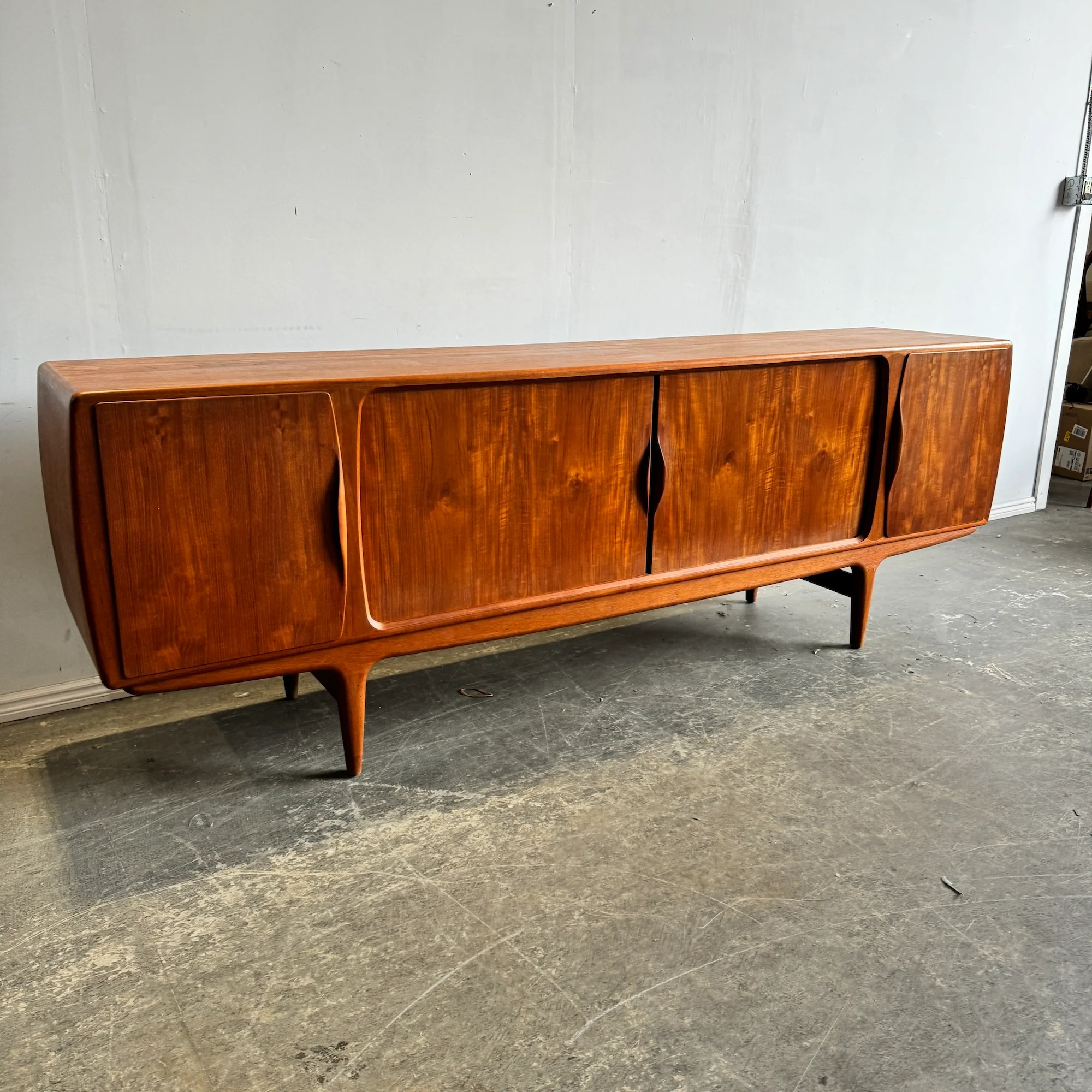 Danish Modern U16 Sideboard in Teak by Johannes Andersen for Uldum Mobelfabrik - Image 2