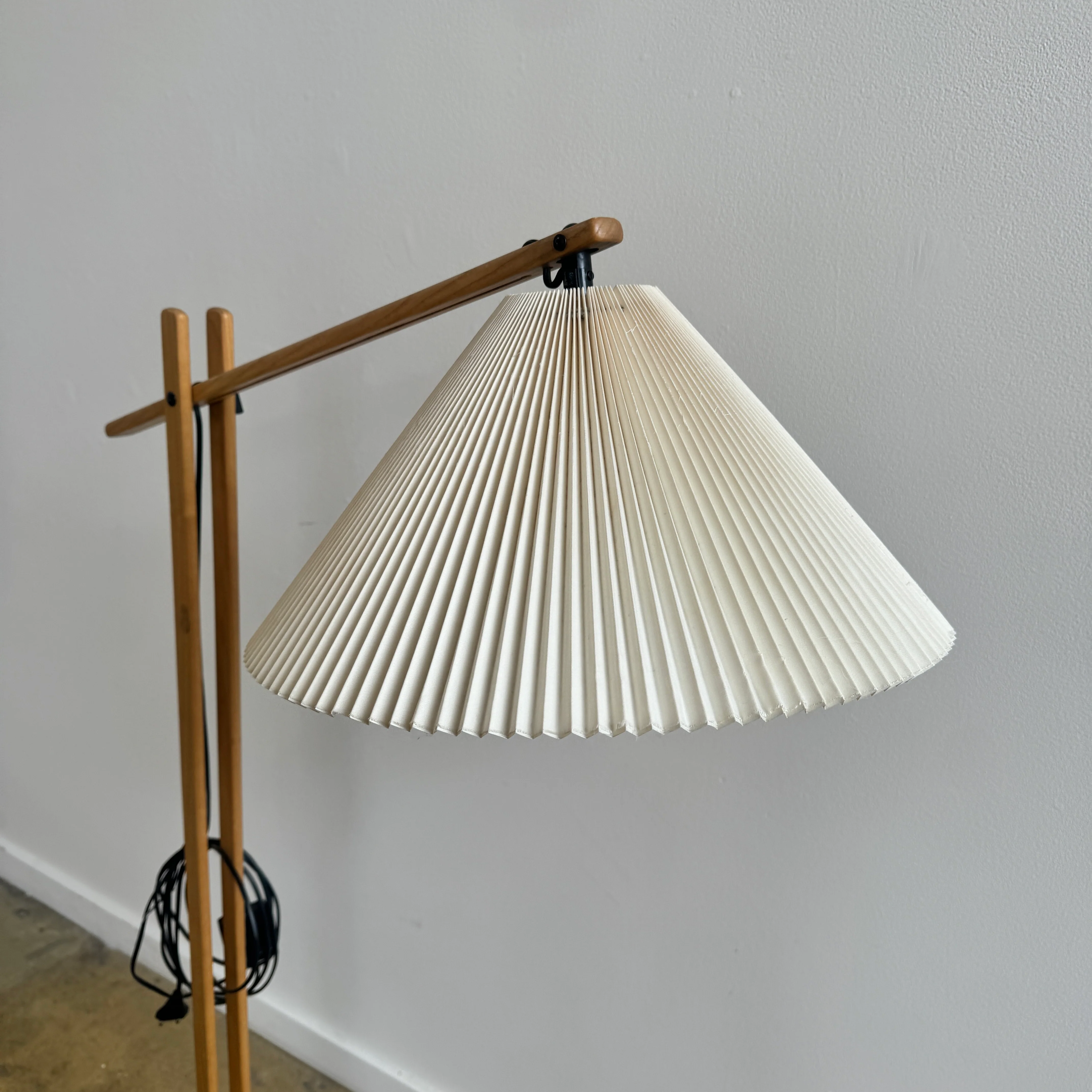 Danish Modern Vintage Caprani Adjustable Floor Lamp - Image 3
