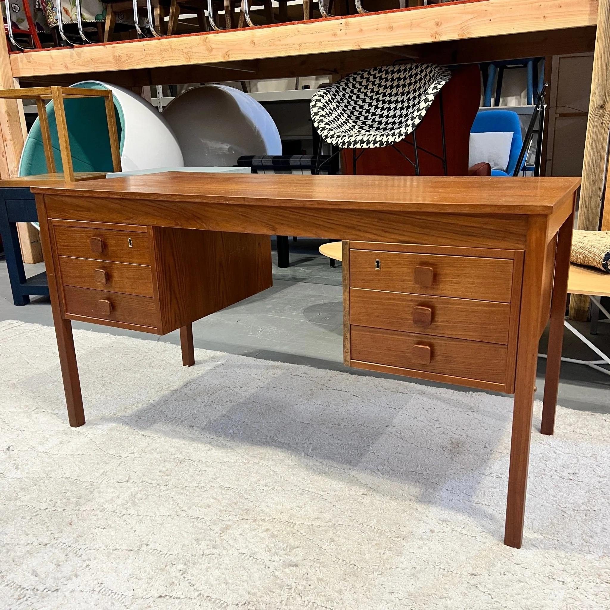 Danish teak Midcentury modern desk by Domino Mobler. - Image 4