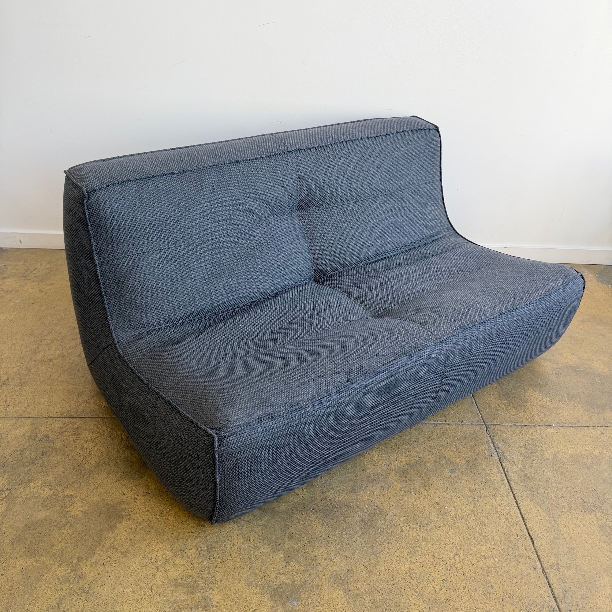 DellaRobbia Rosen Armless Loveseat Sofa - Image 3