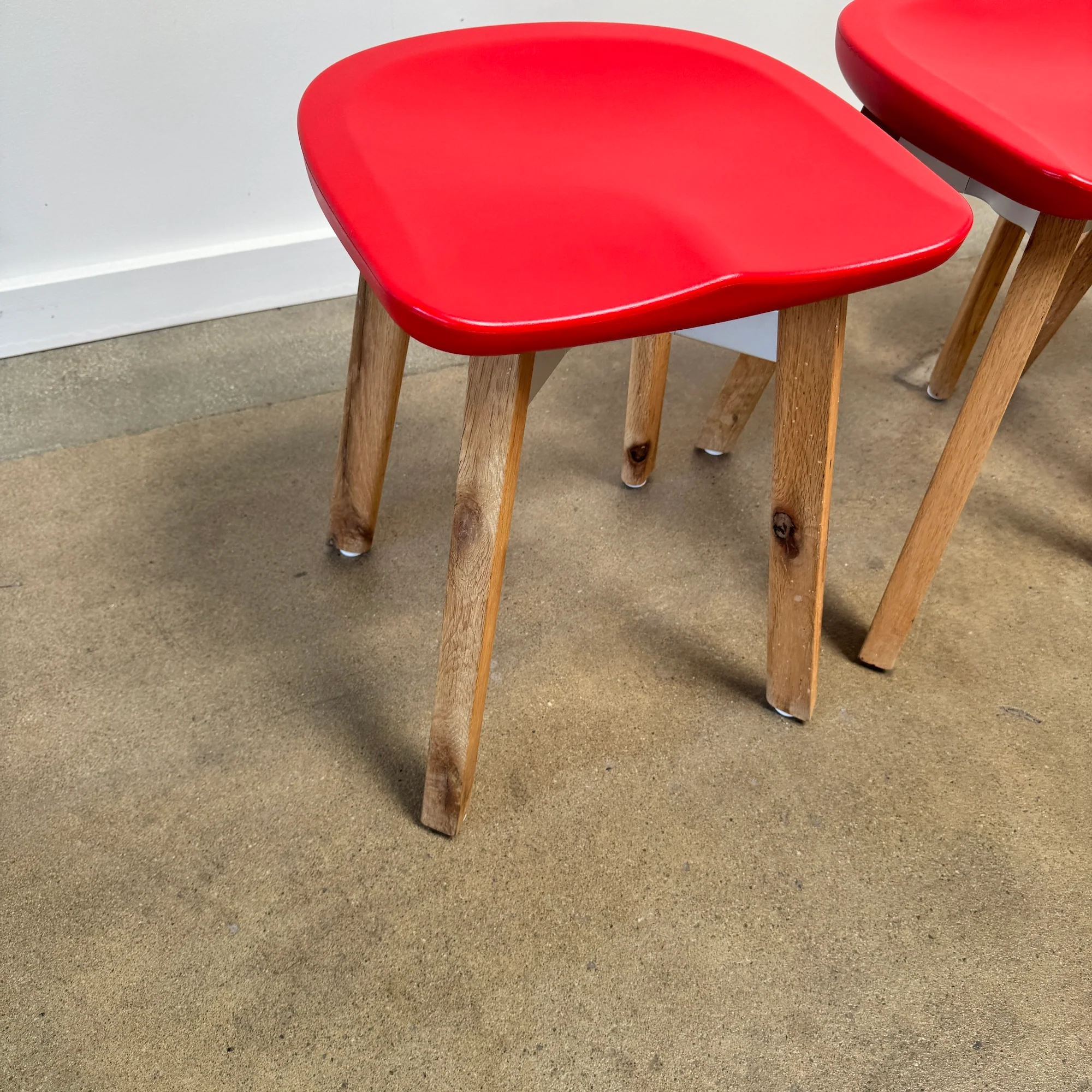 EMECO Su Small Stool with reclaimed wood by Nendo - Image 4