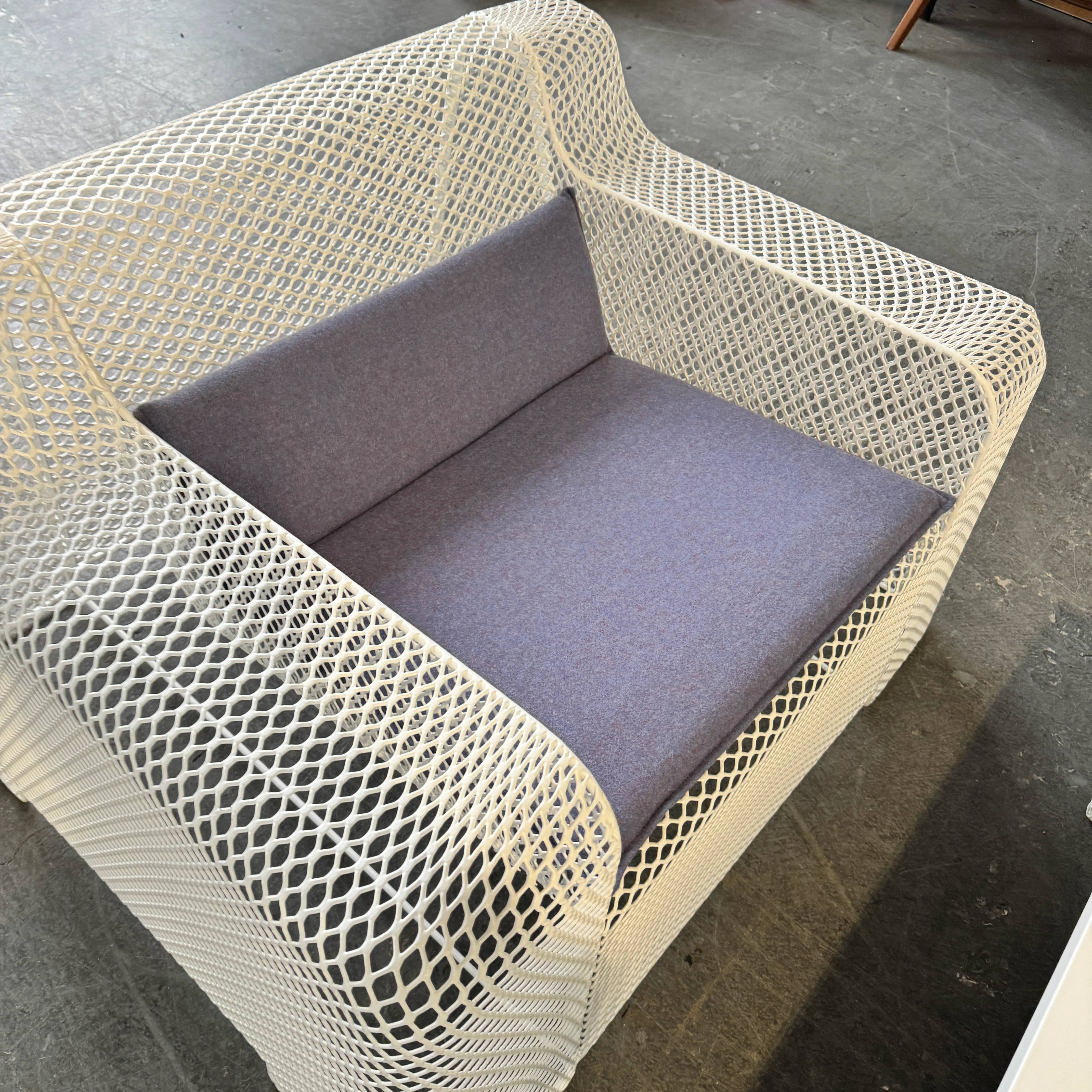 Emu Ivy Set of 4 lounge chairs and coffee table - Image 7