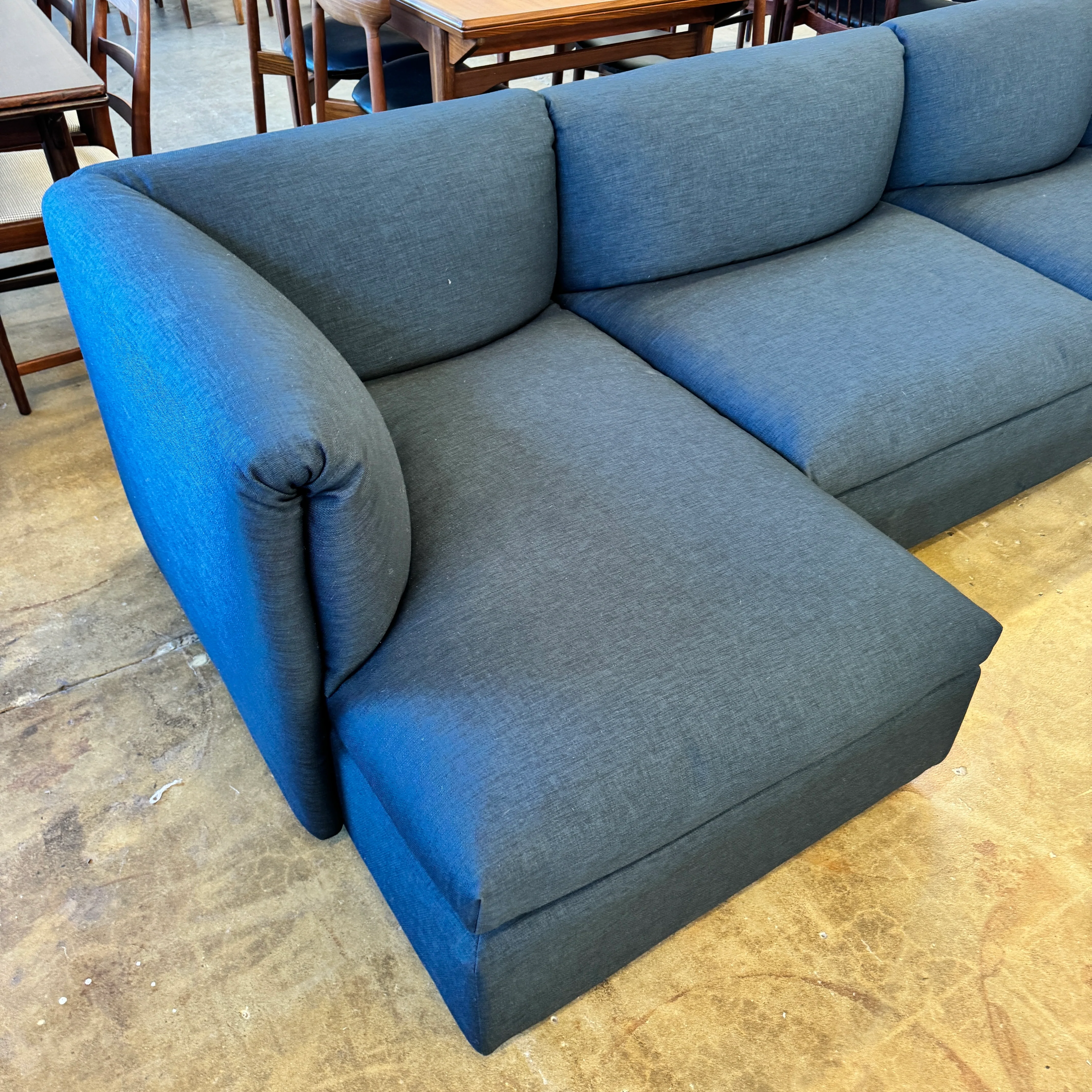 Fogia Retreat 4 piece modular sectional sofa - Image 4