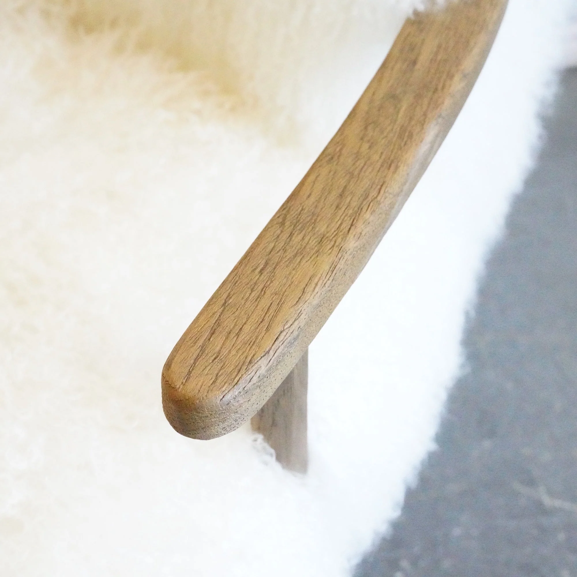 Four hands Ashland Sheepskin Armchair - Image 3