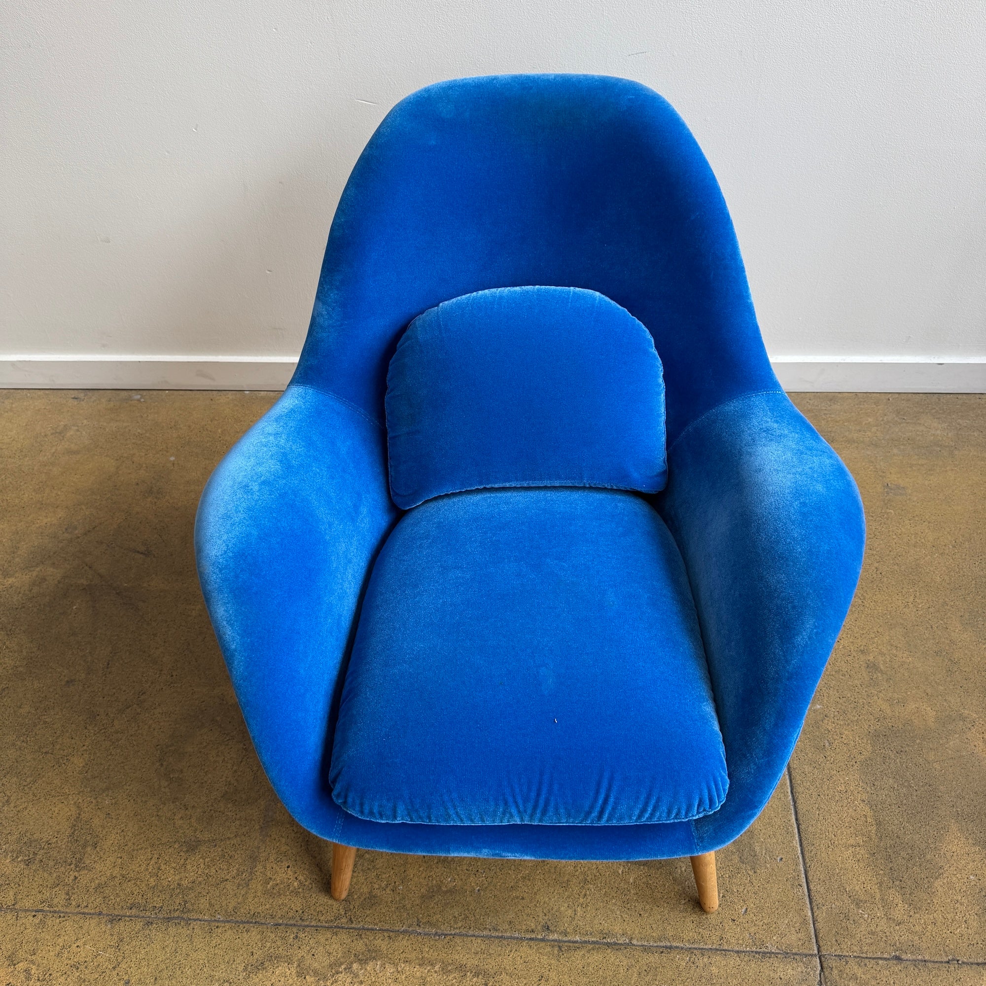 Fredericia Swoon Velvet Lounge Chair by Space Copenhagen - Image 7