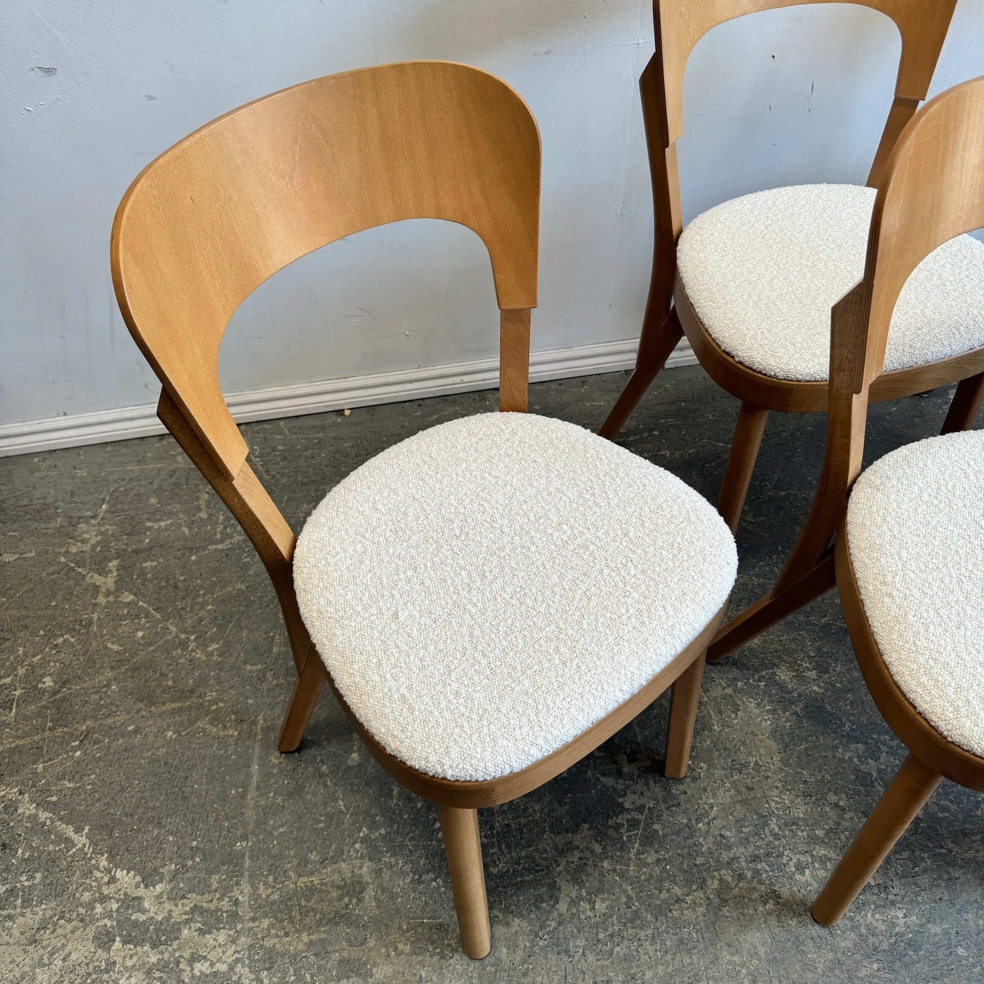 Grand Rapids set of 6 Tilly dining chairs - Image 4