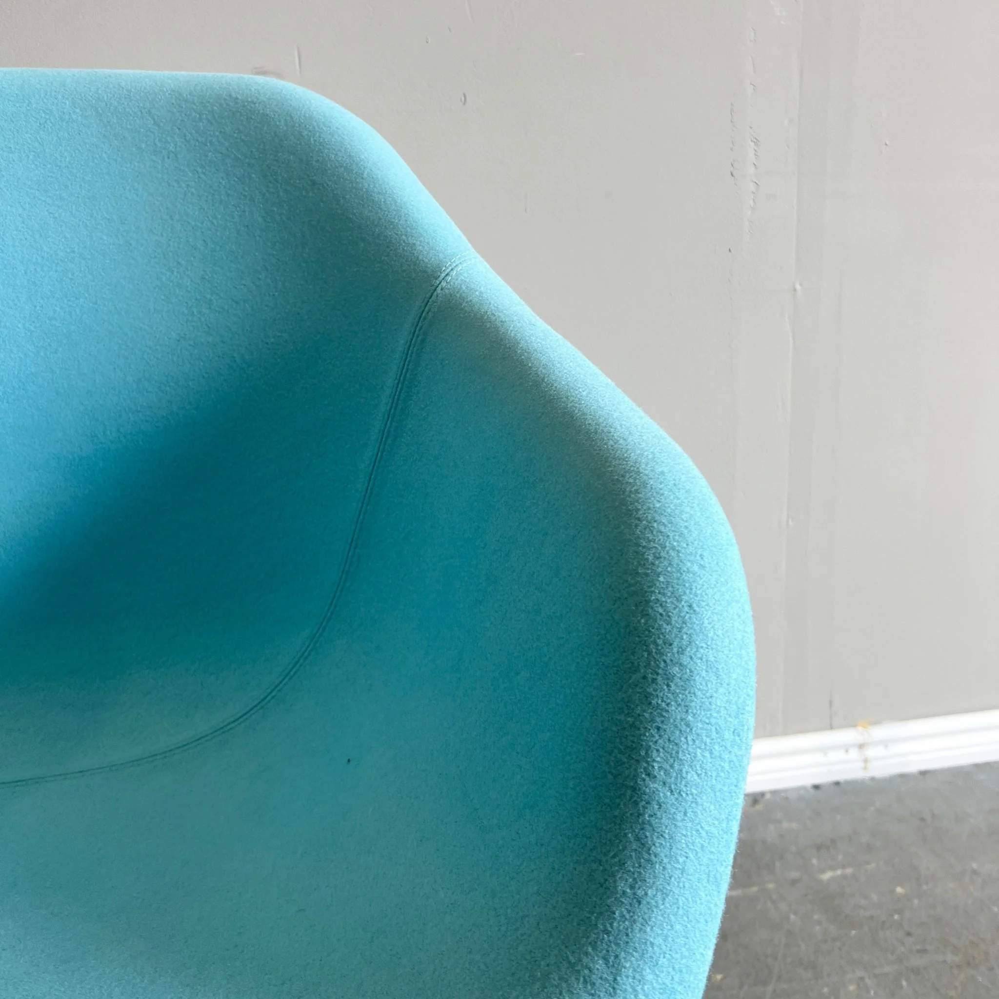 Hay About A Lounge 82 bubble gum blue Armchair - Image 4
