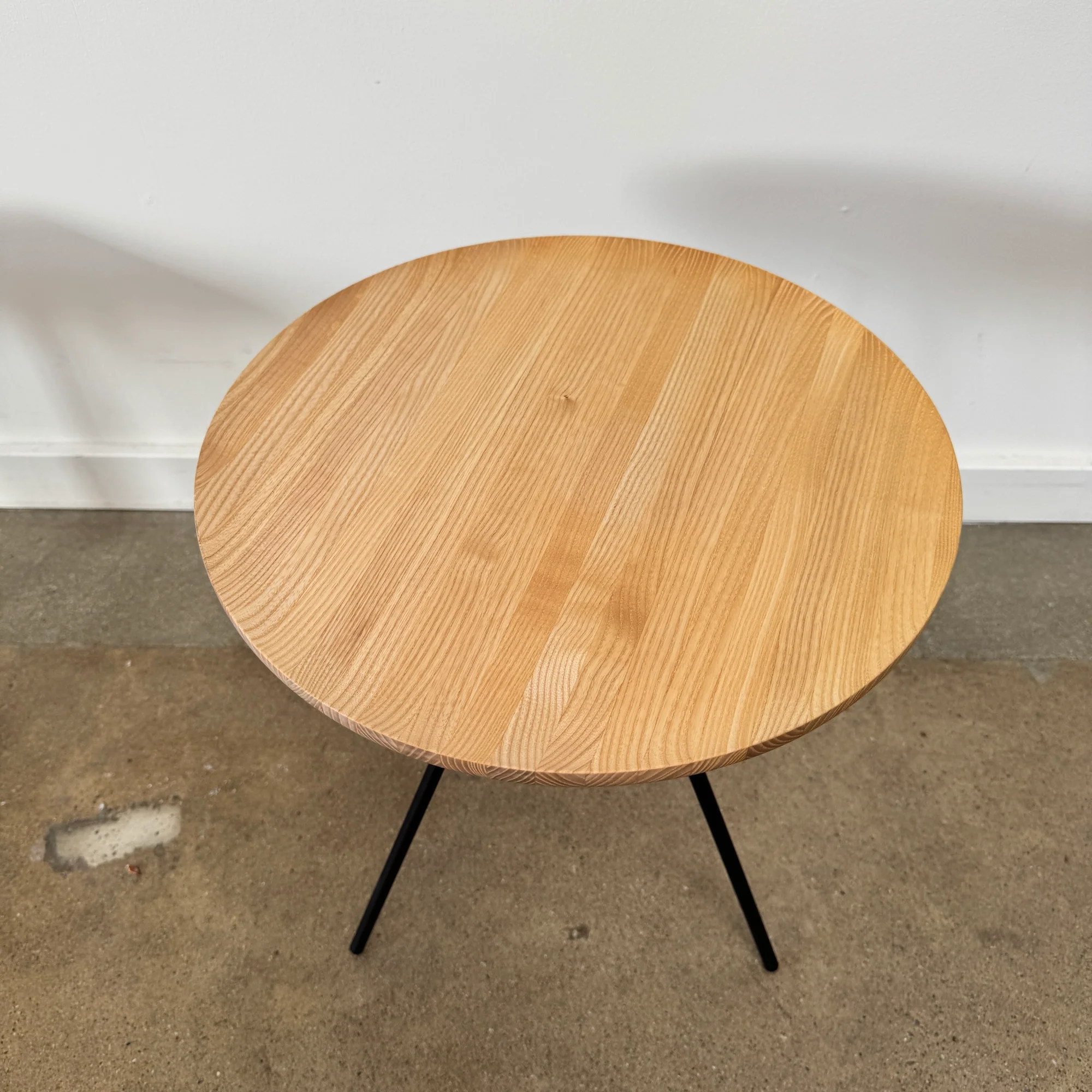 Hem Key Side Table (Oak) - Image 3