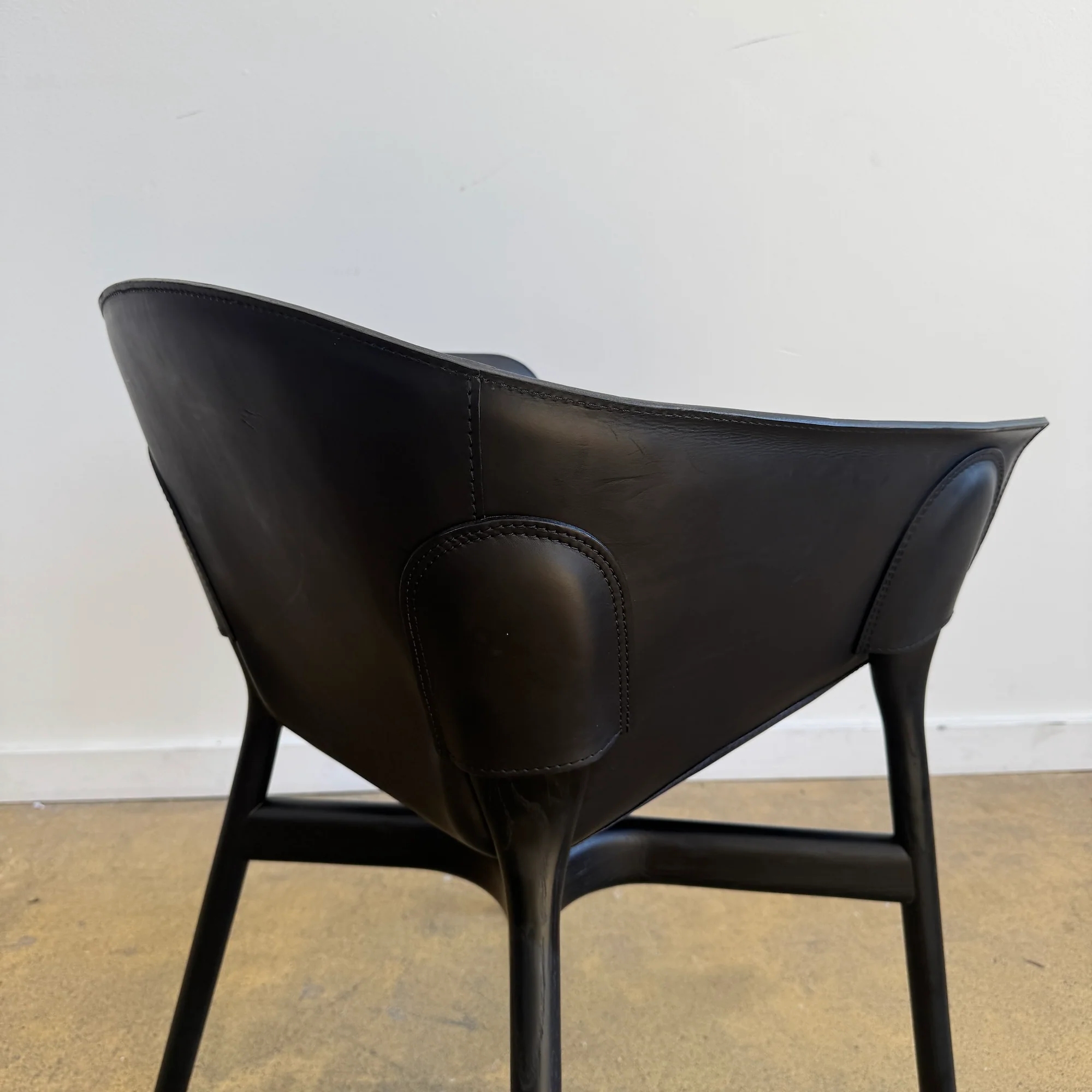 Hem Pocket Chair - Image 4