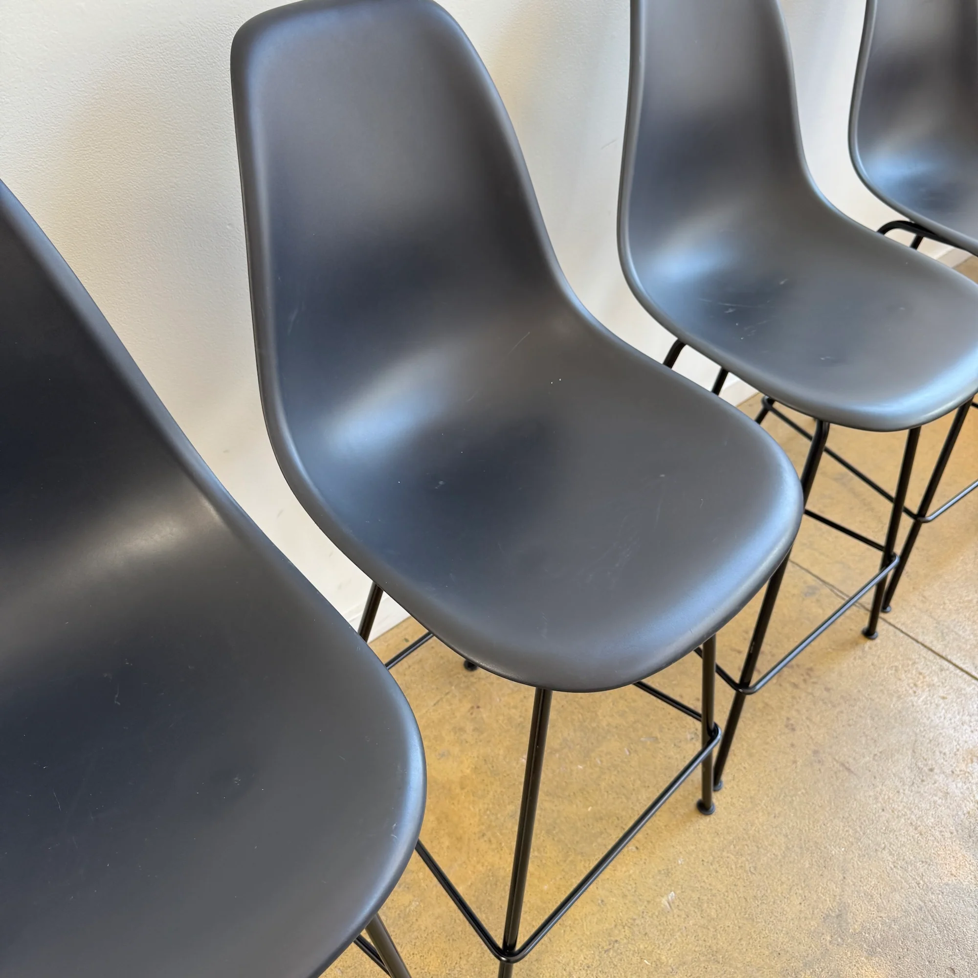 Herman Miller Eames Molded Plastic Counter Stools - Image 5