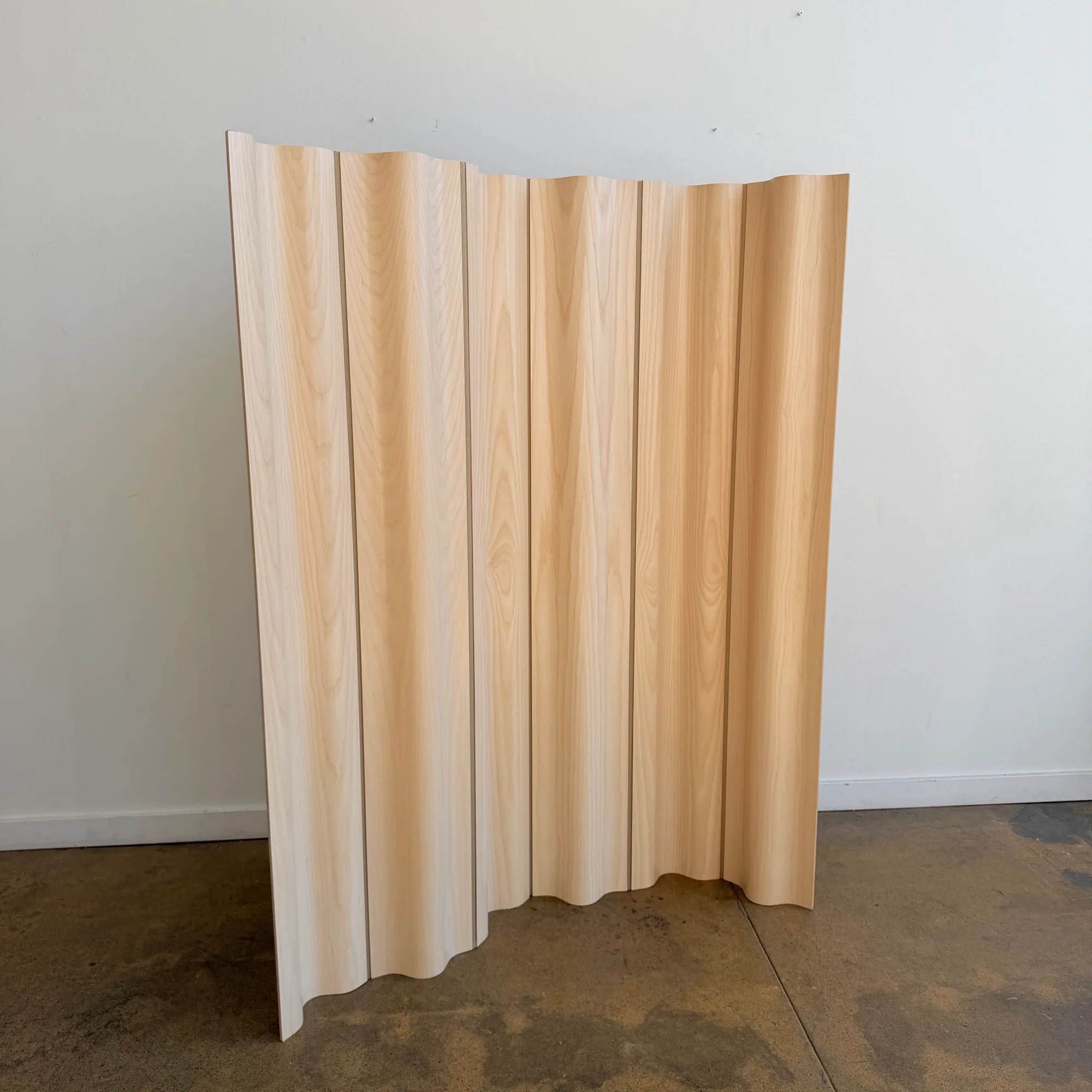 Herman Miller Eames Molded Plywood Folding Screen - Image 4