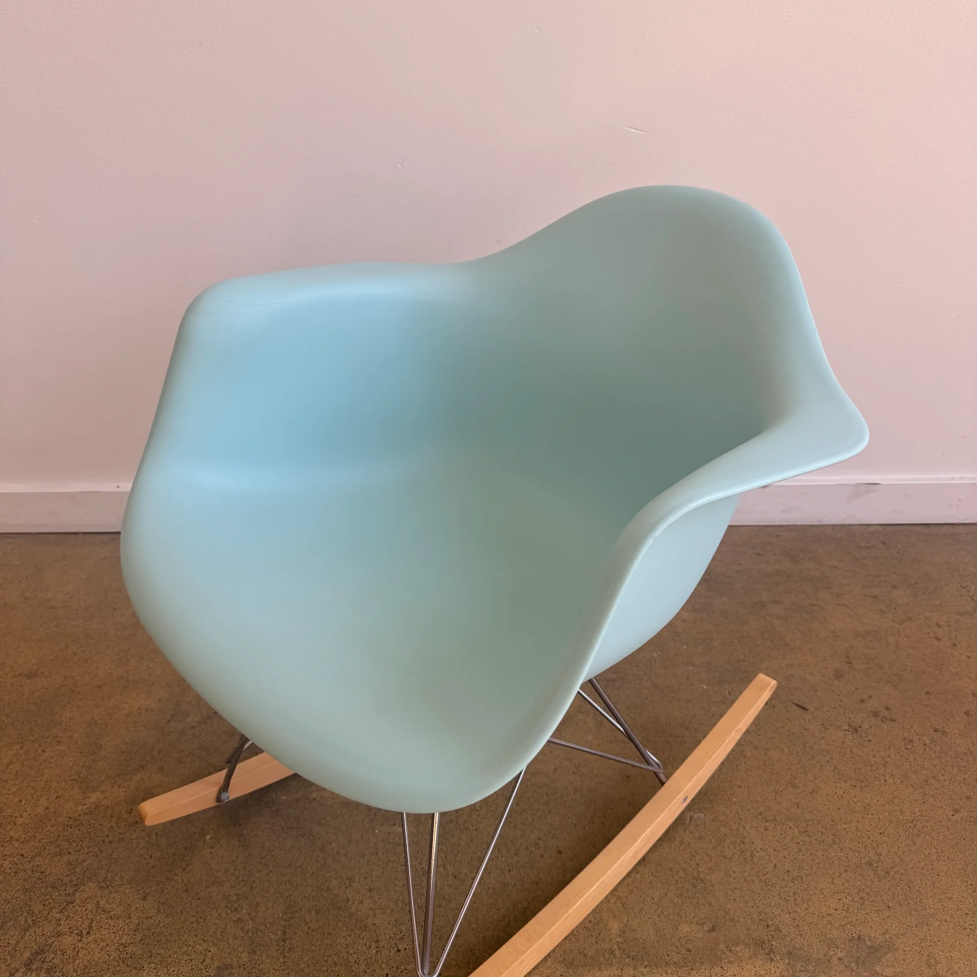 Herman Miller Eames Rocking chair - Image 2