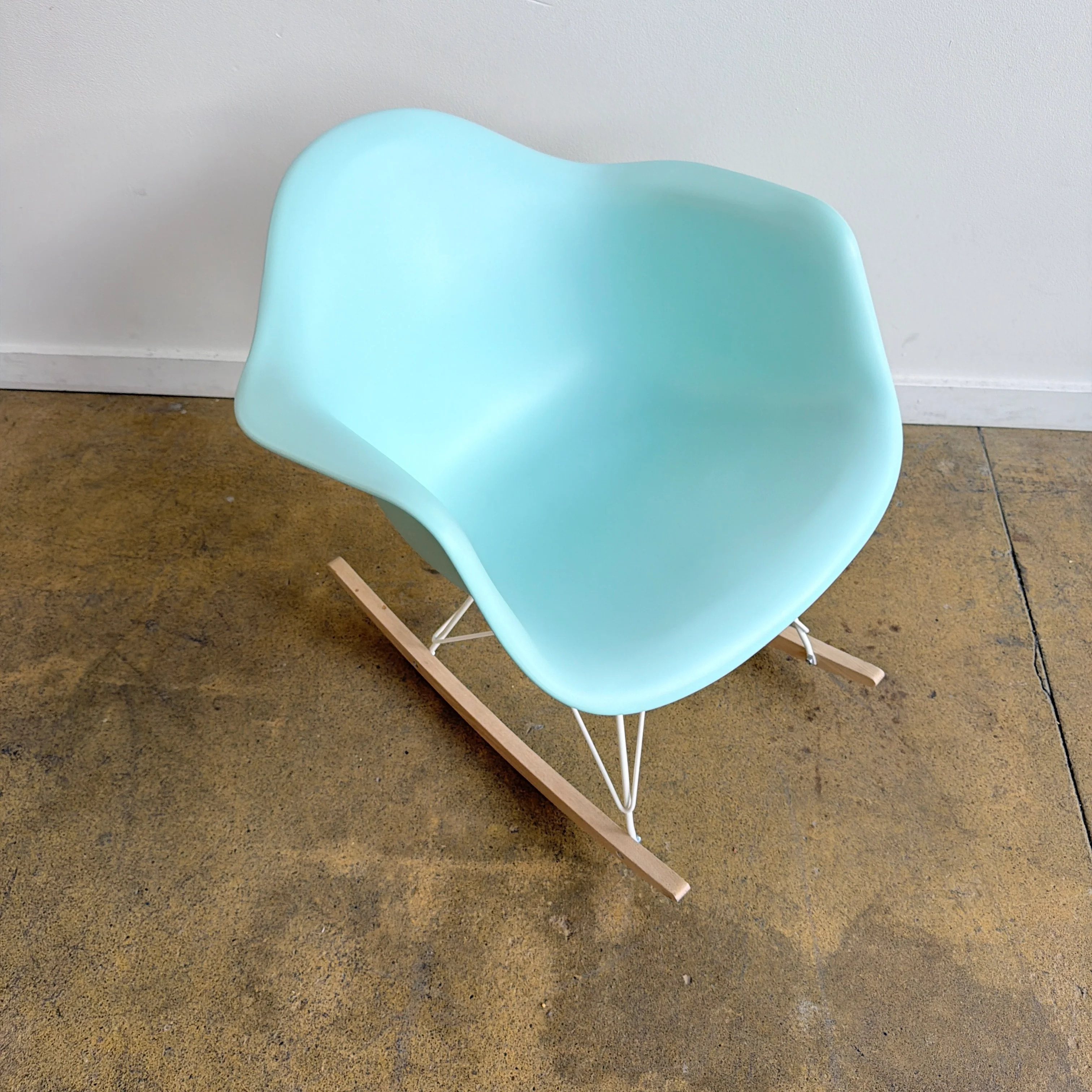 Herman Miller Eames Rocking chair - Image 2