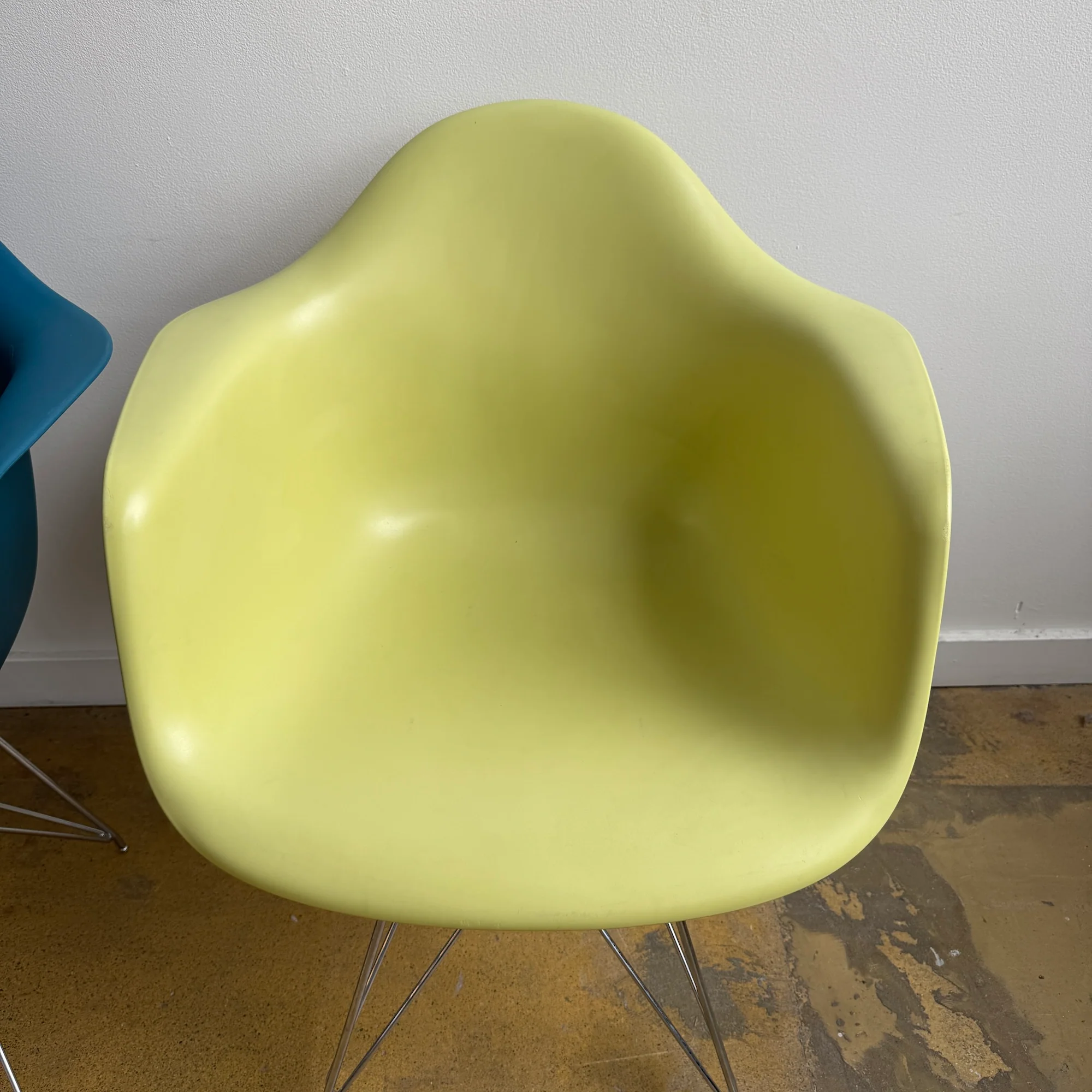 Herman Miller Eames set of 6 Armchairs - Image 6