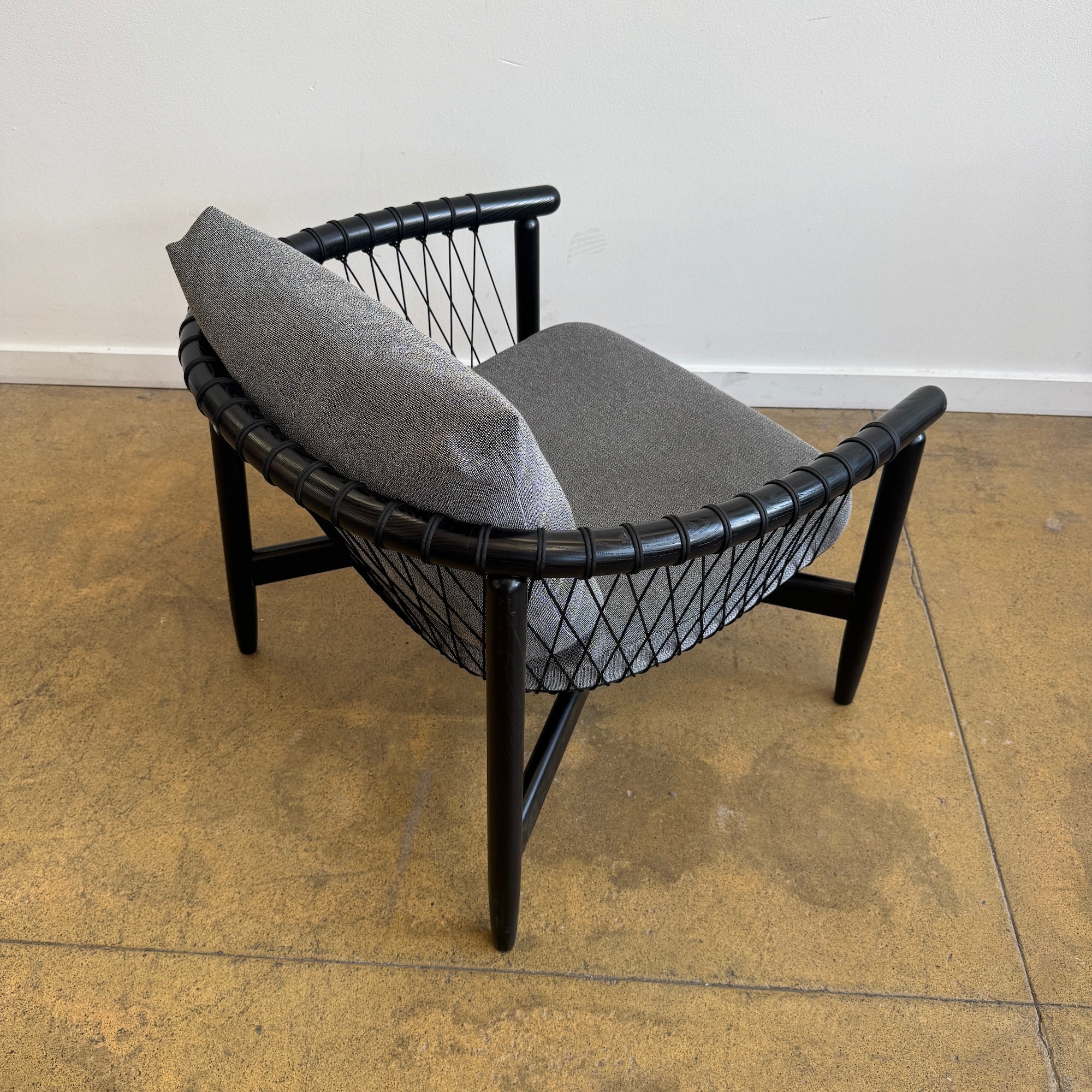 Herman Miller Eiis Crosshatch Chair - Image 4