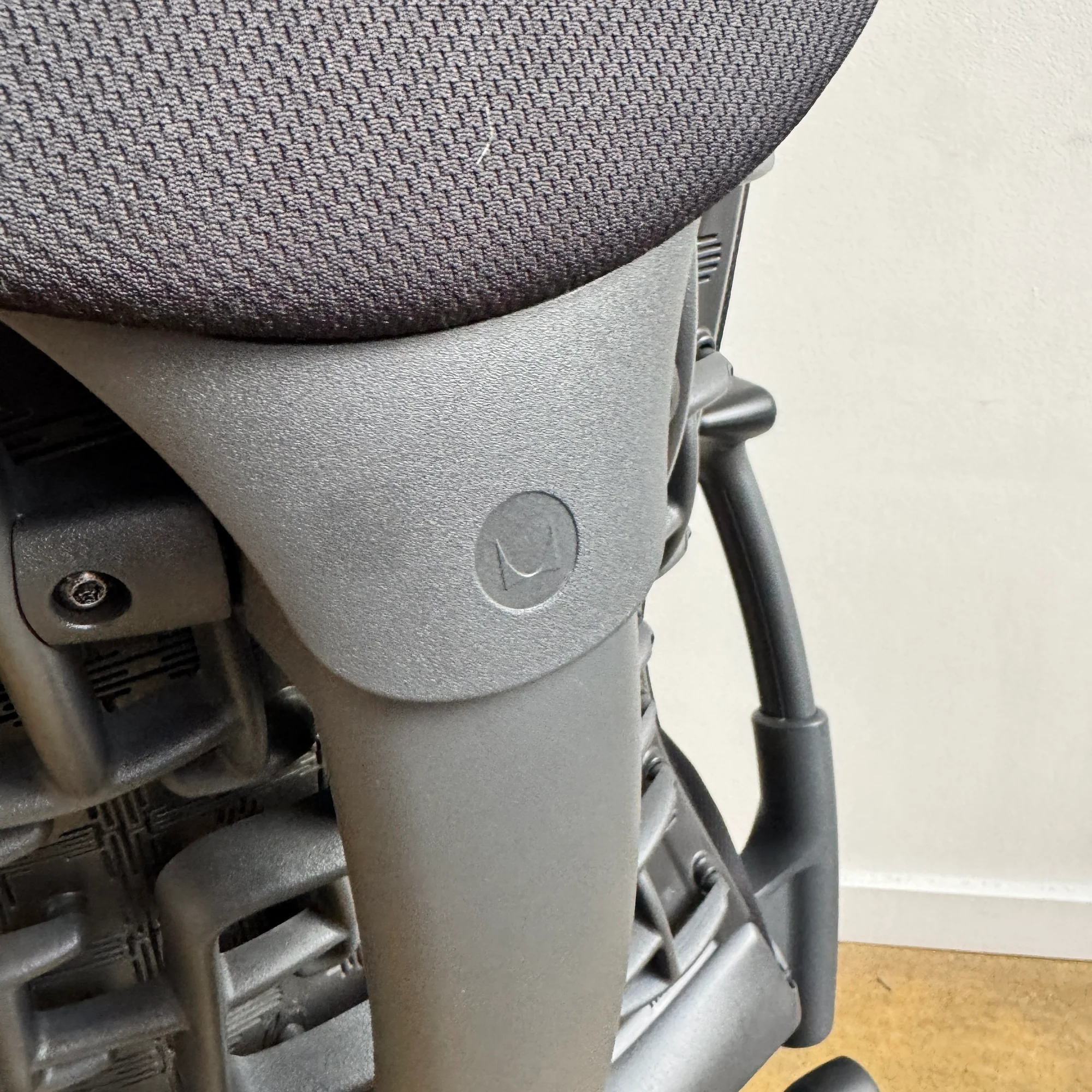 Herman Miller Embody chair - Image 5