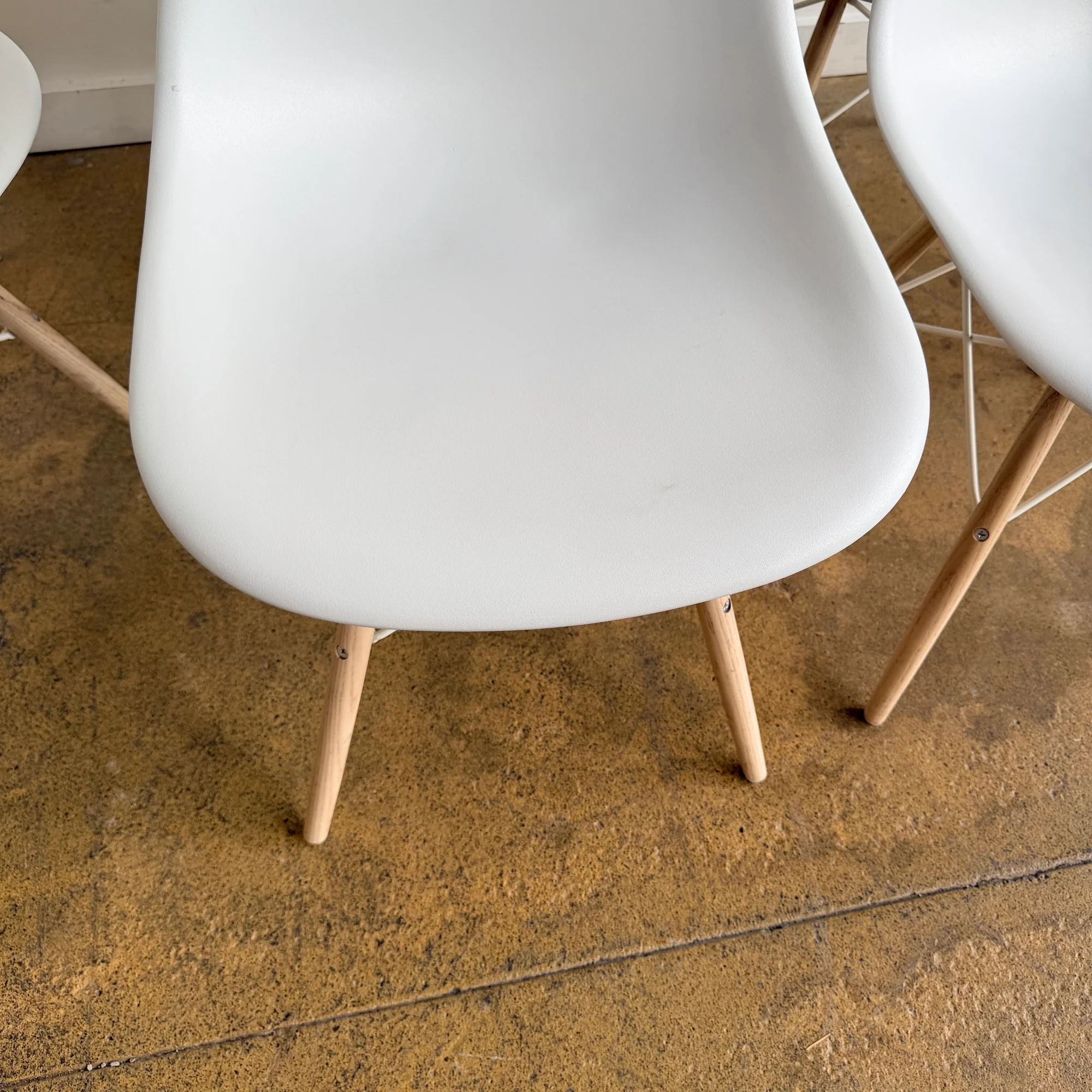 Herman Miller Eames Molded Dining Chairs - Set of 6 - Image 5