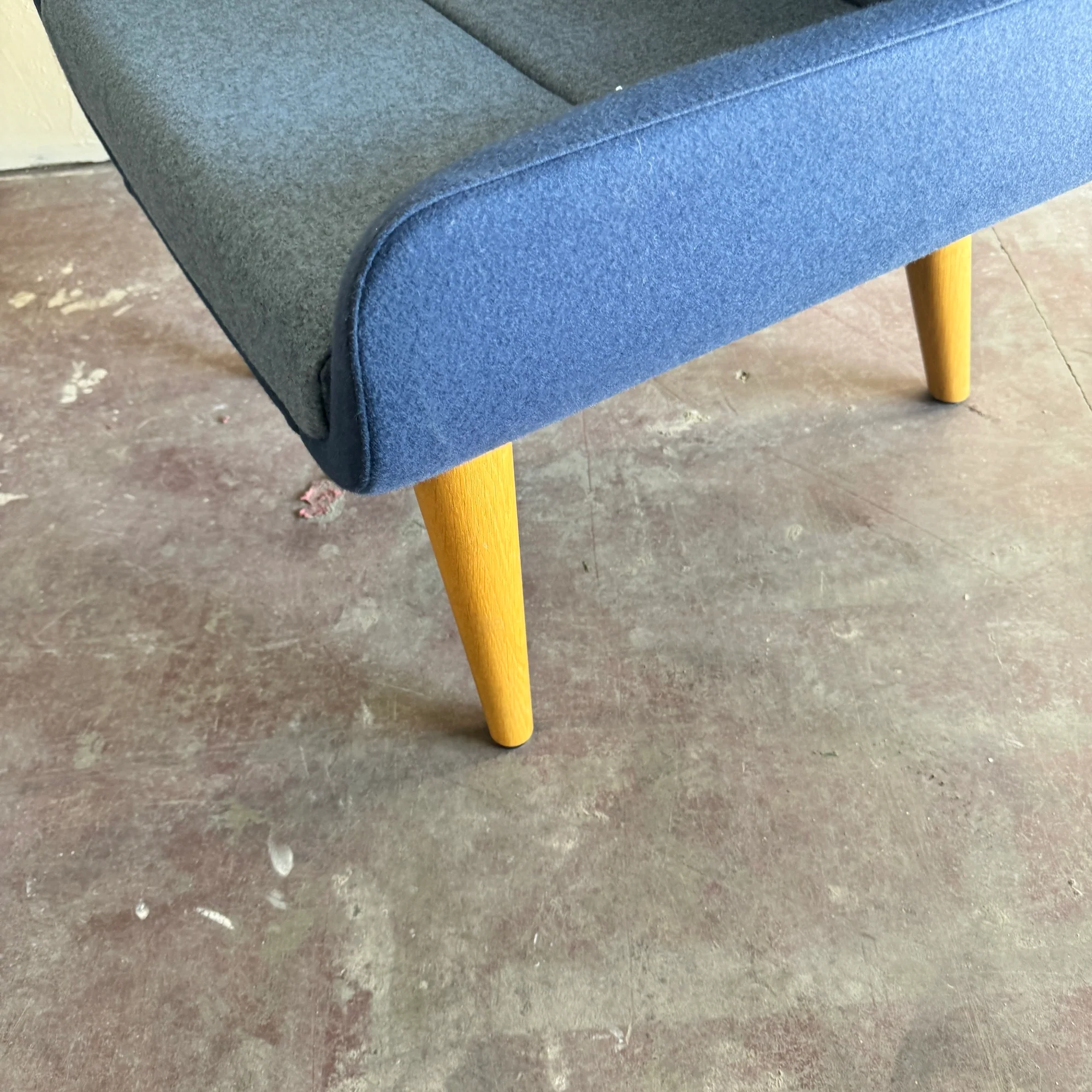 Herman Miller Naughtone Hush Lounge chair - Image 4