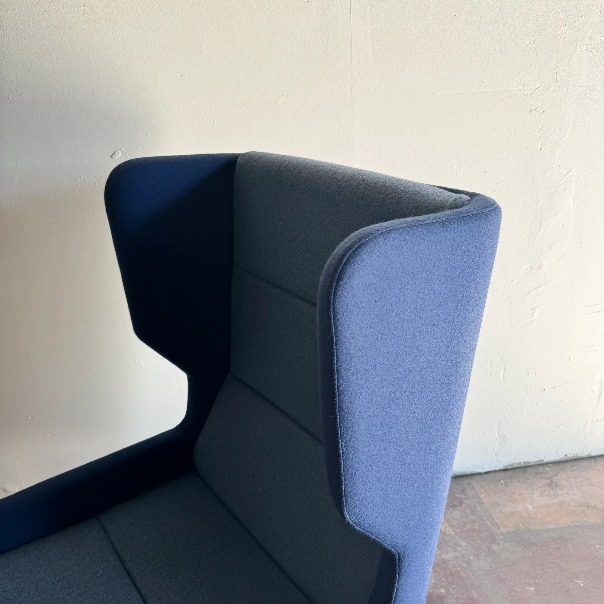 Herman Miller Naughtone Hush Lounge chair - Image 5