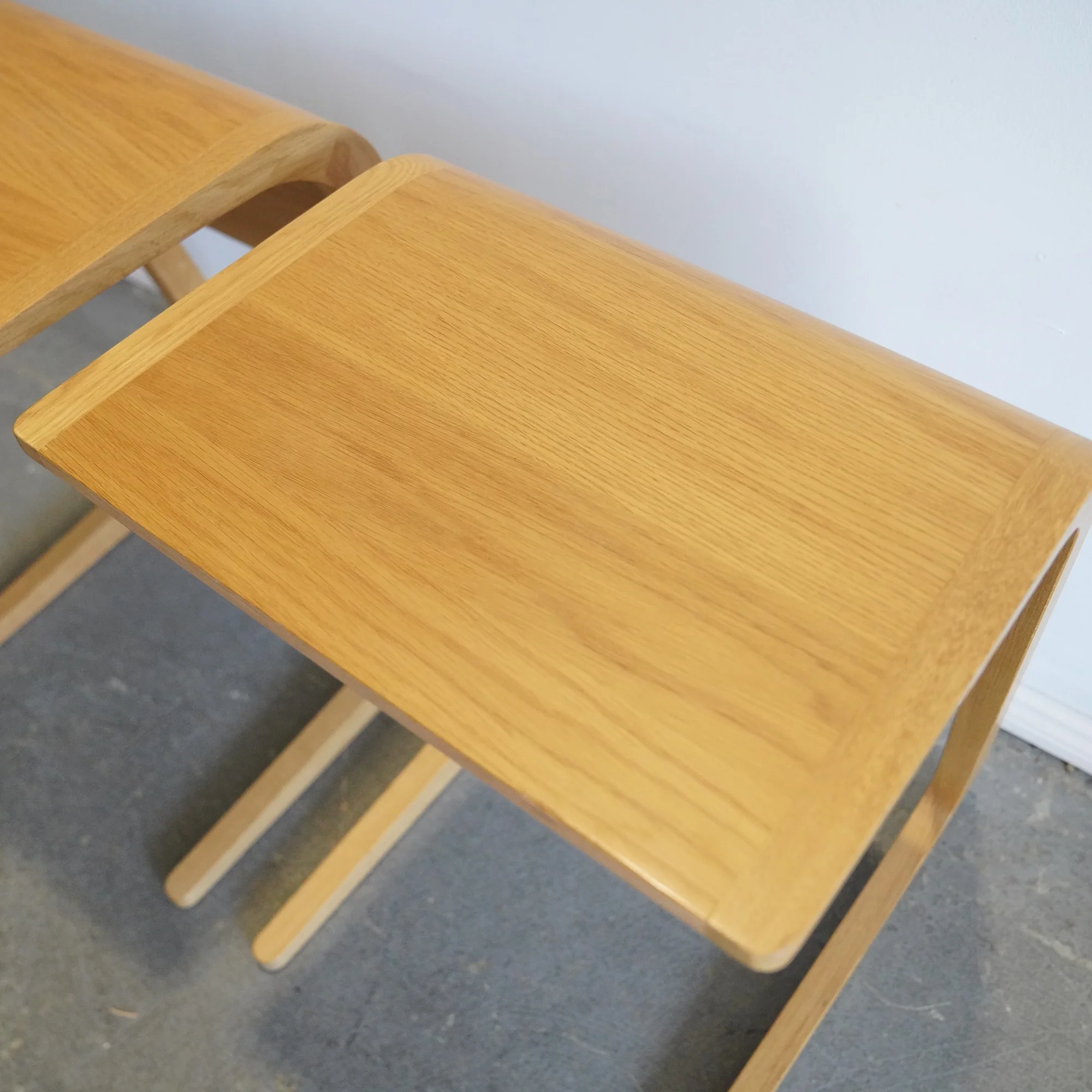 Herman Miller Naughtone pair of Riley Side C Table - Image 4