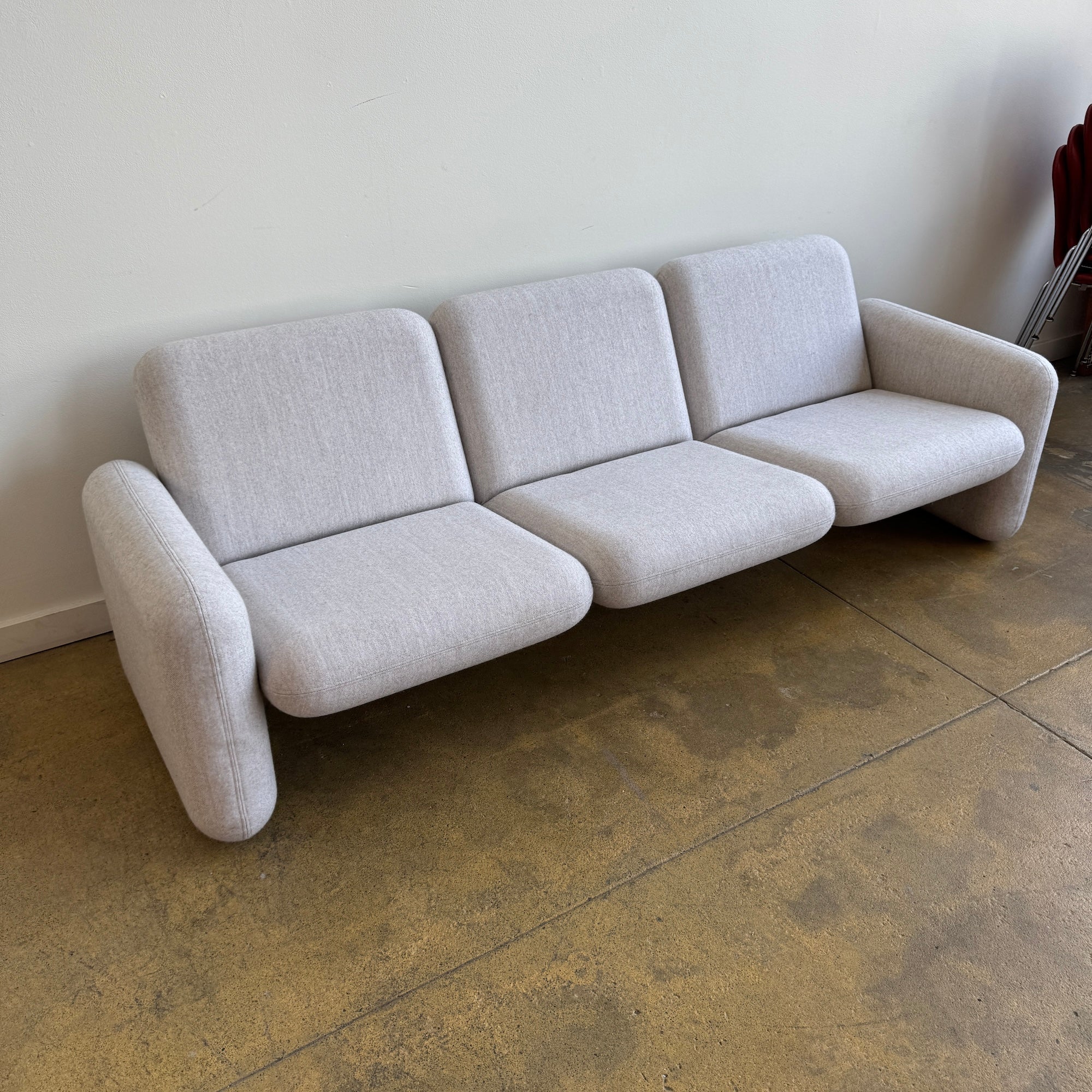 Herman Miller Wilkes 3 Seater Chiclet Sofa (New Condition) - Image 4