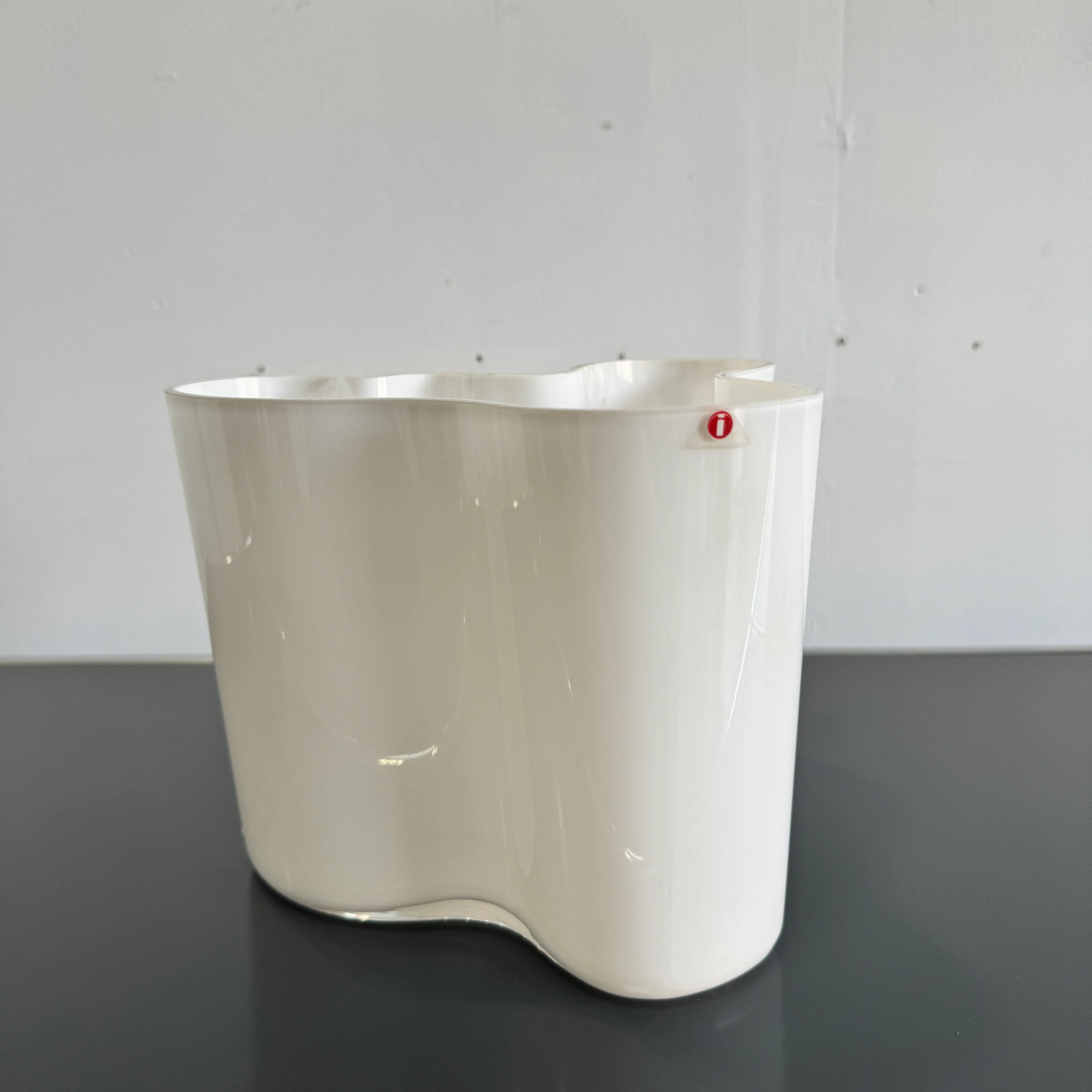 iittala Aalto Clear Vase - Image 5
