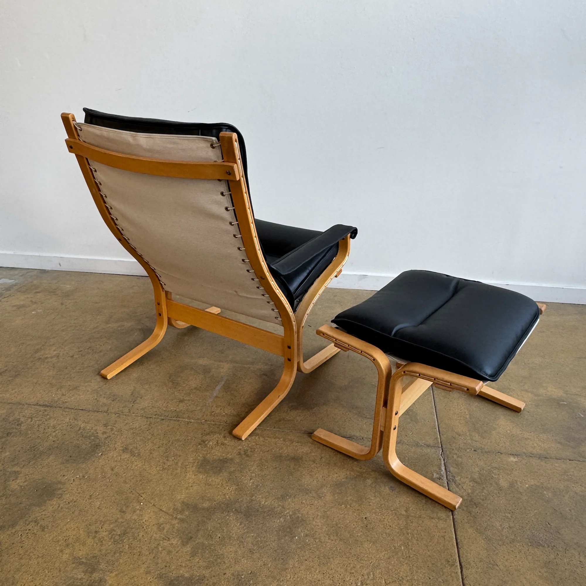 Ingmar Relling for Westnofa Highback Siesta Chair with Ottoman - Image 5