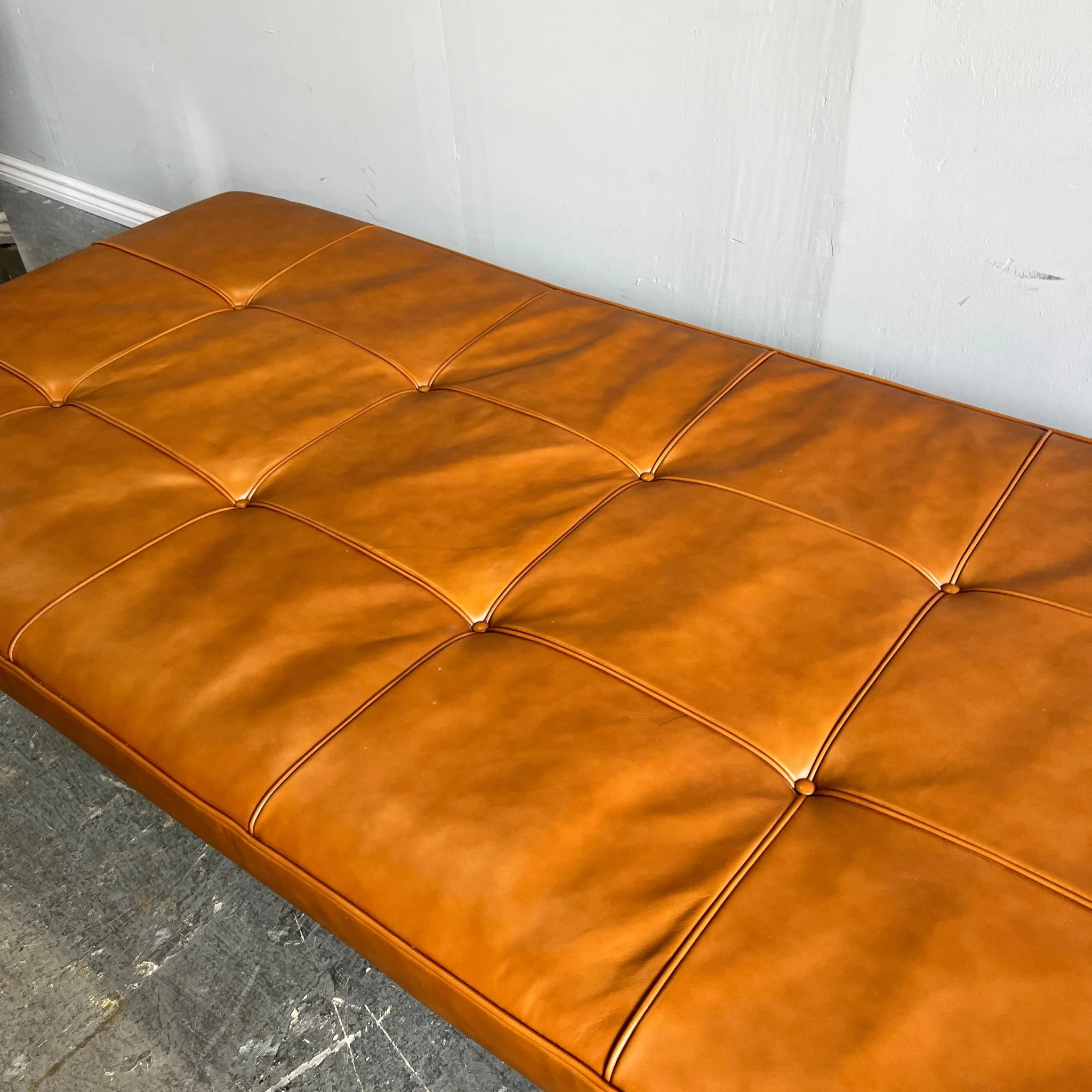 Interior Icons PK80 Daybed, Brown Premium Leather - Image 3