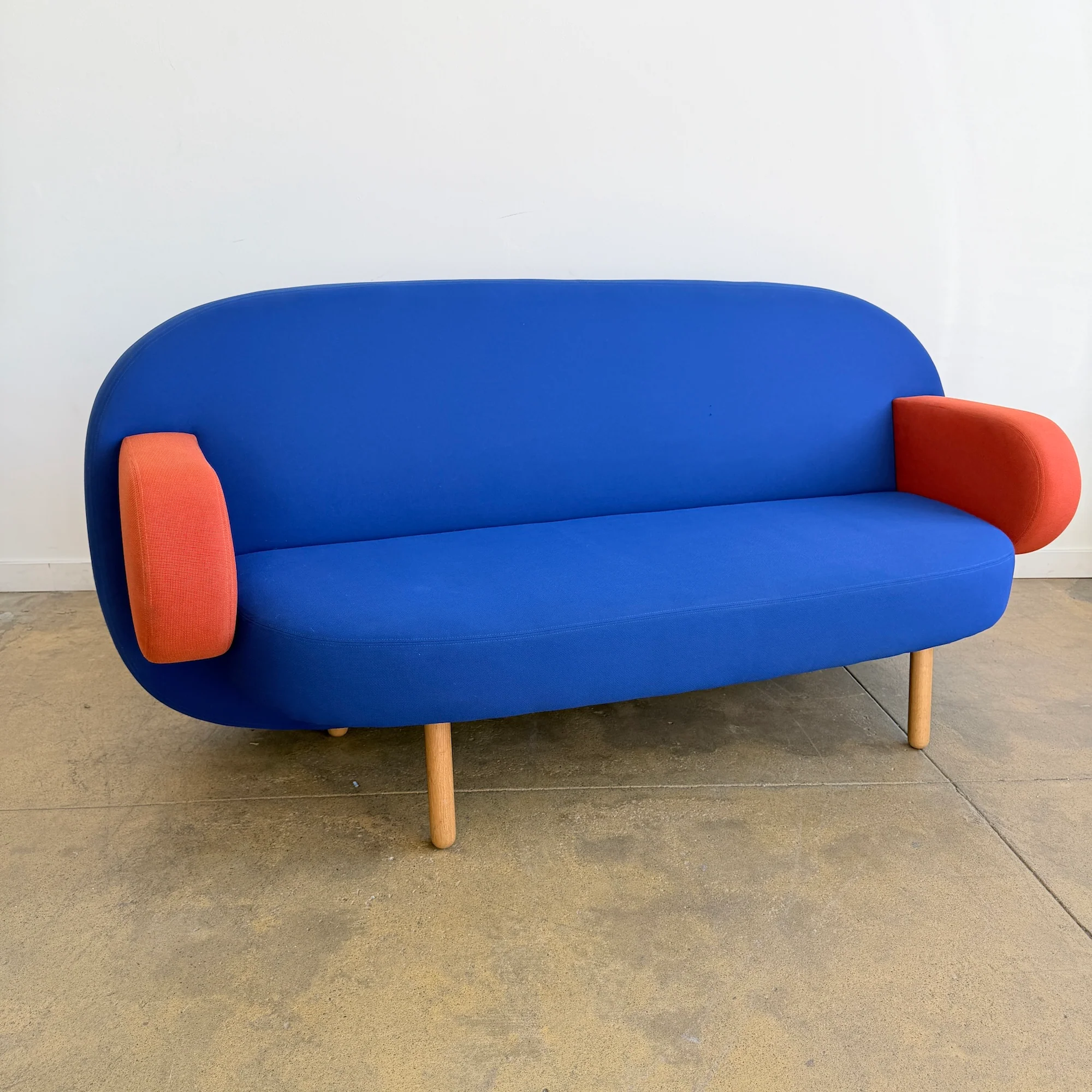 Karim Rashid Float Sofa by Sancal