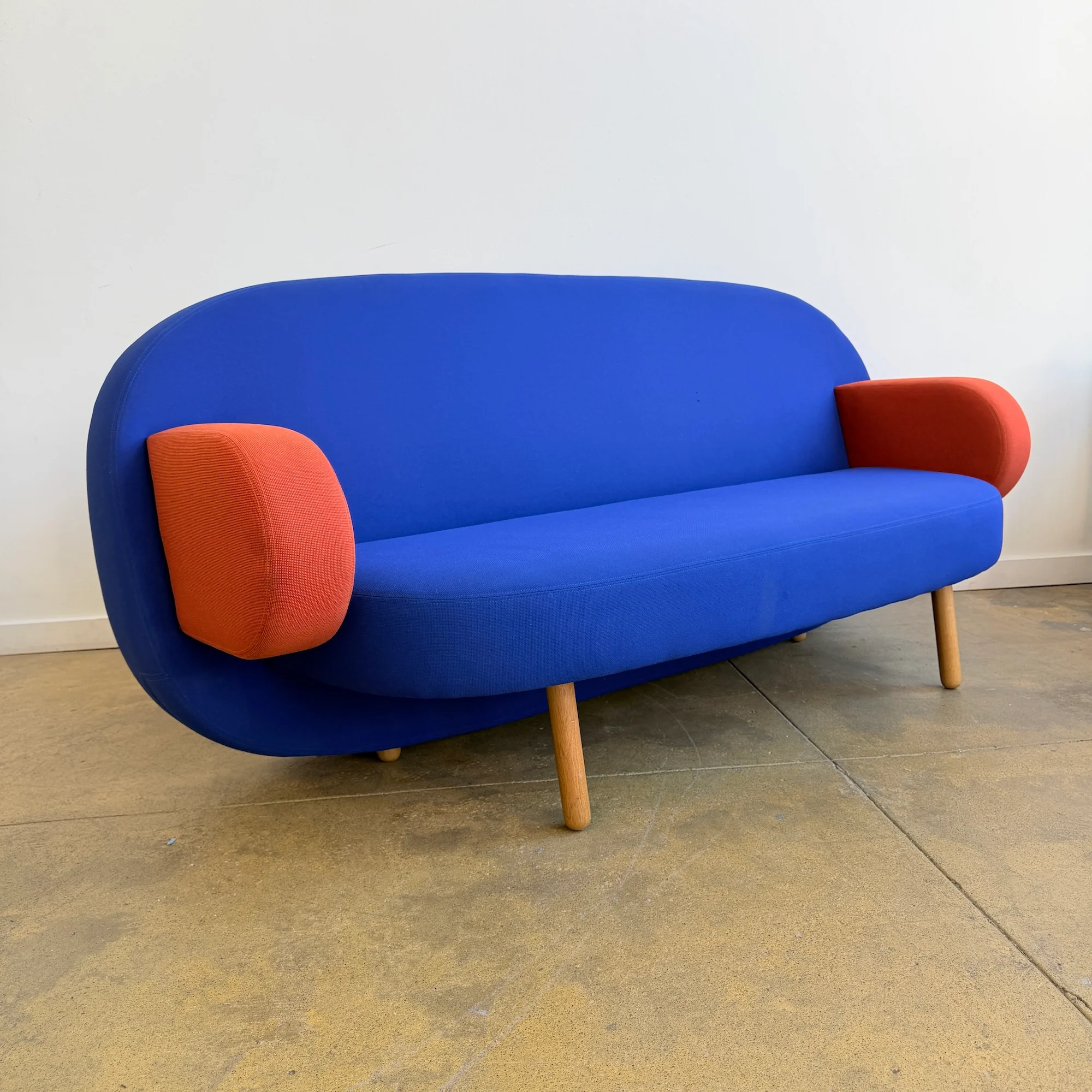 Karim Rashid Float Sofa by Sancal - Image 5