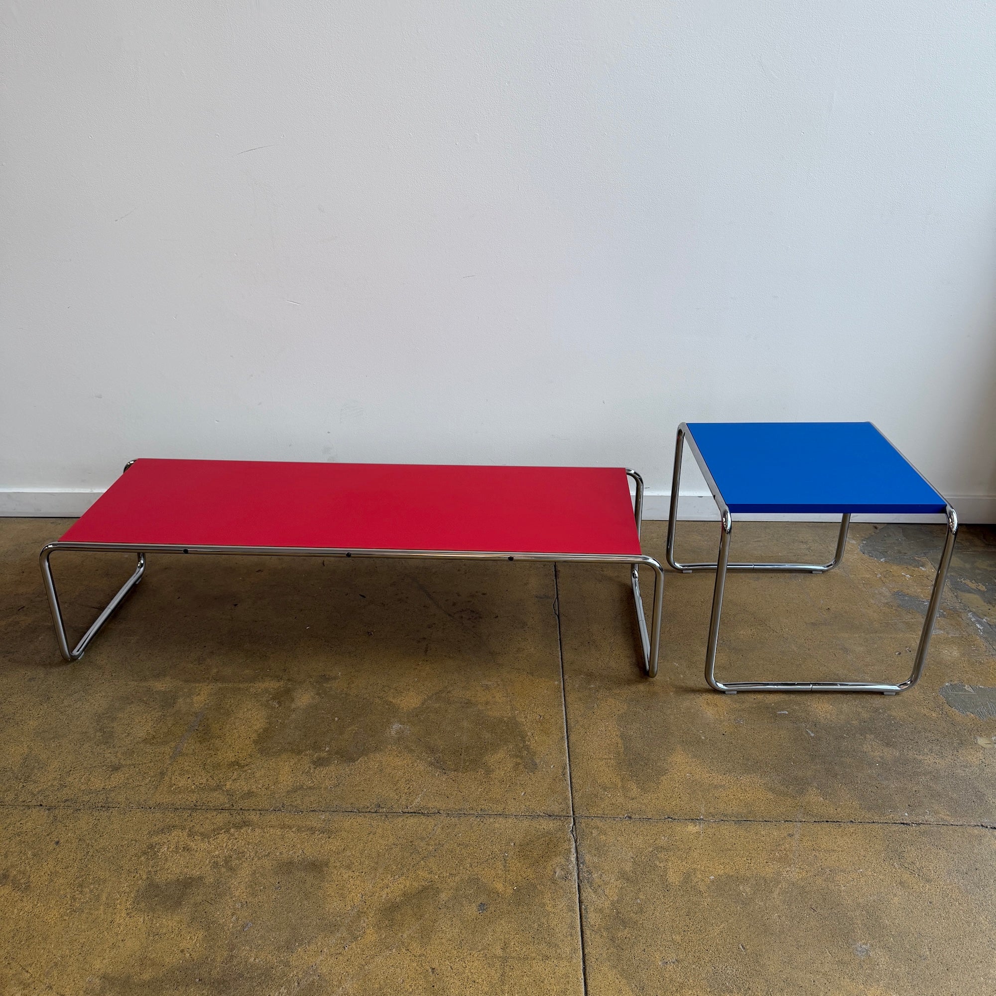 Knoll Marcel Breuer Laccio Table Set - Blue / Red - Image 4