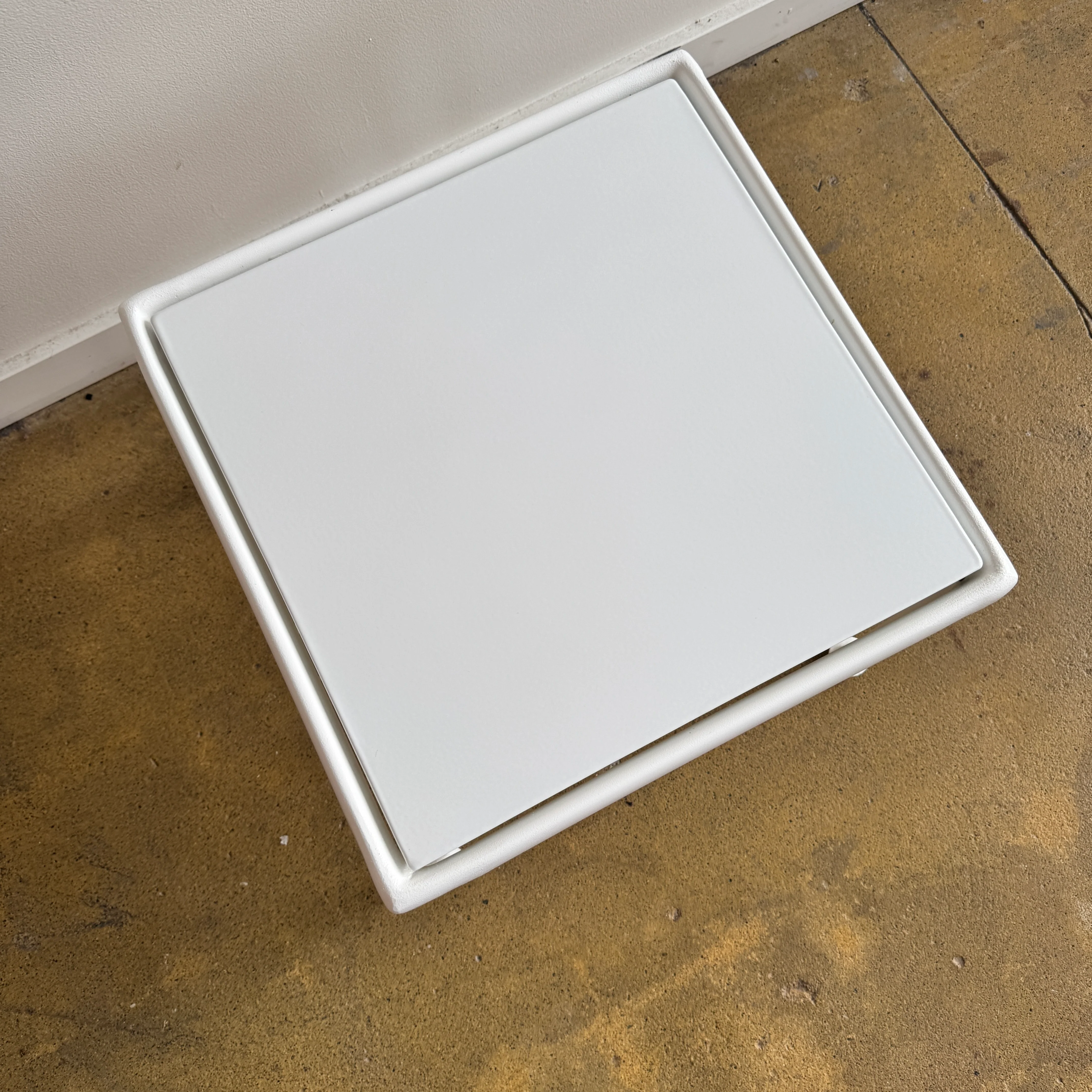 Knoll Richard Schultz End Table - Image 3
