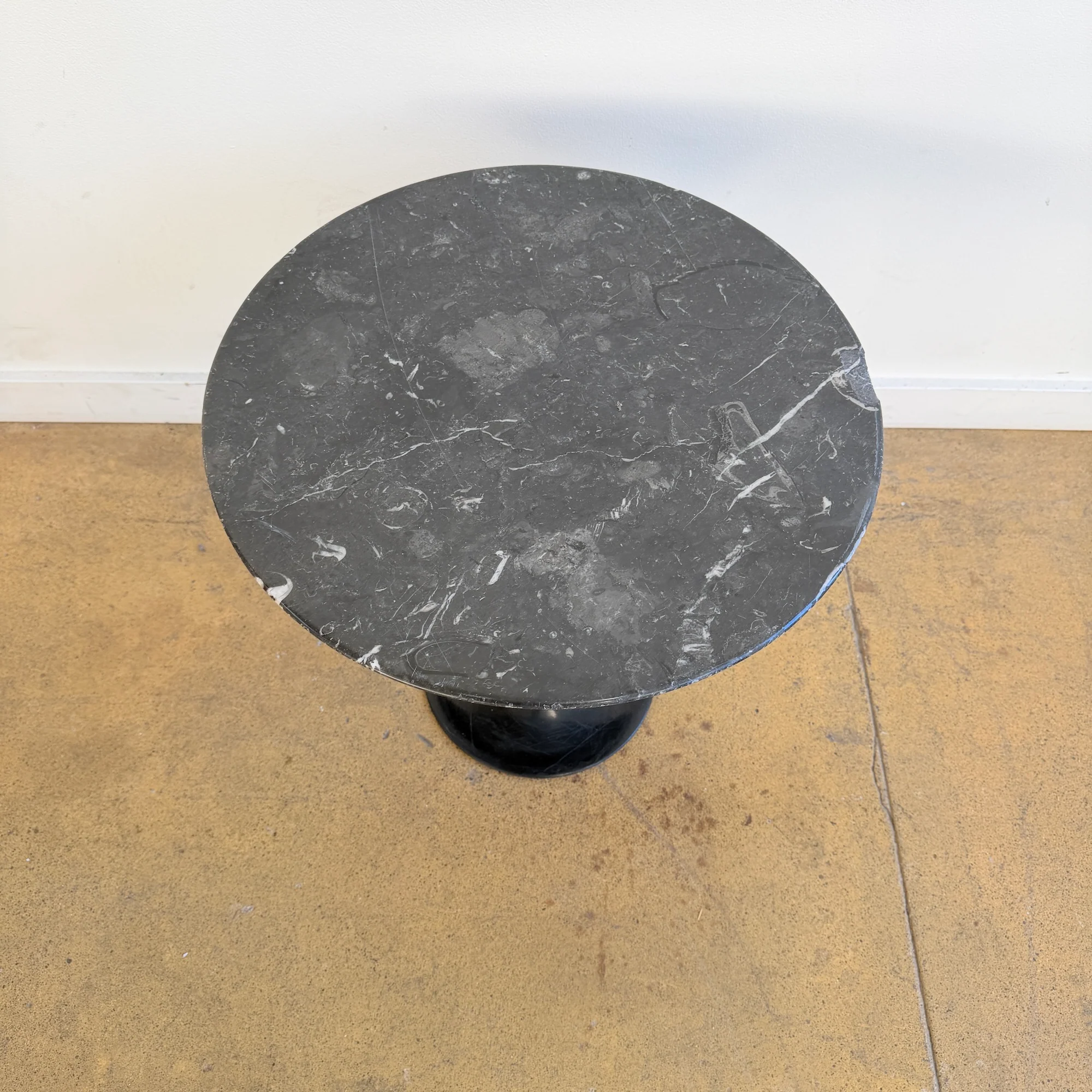 Knoll Saarinen Marble Side Table - Image 4