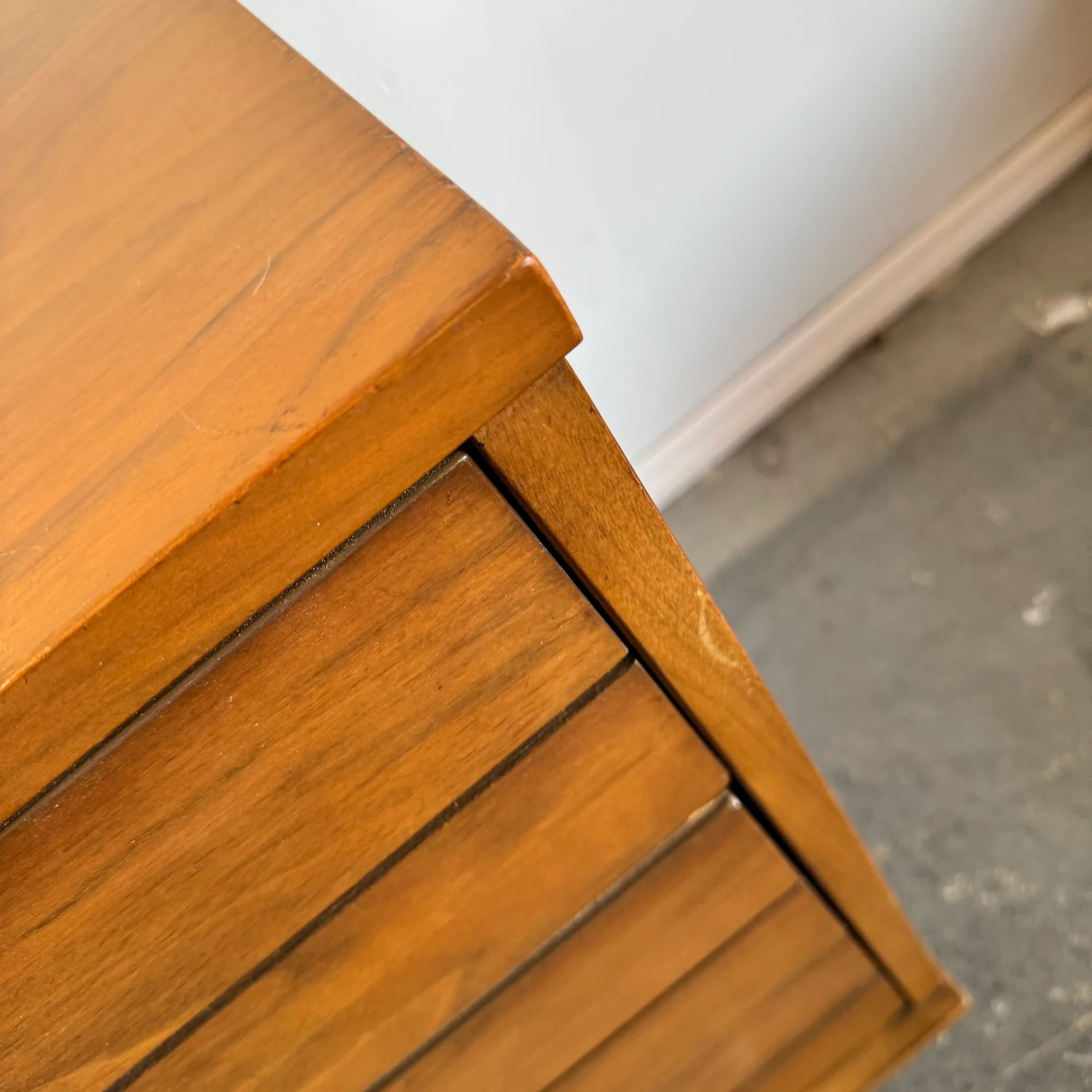 Mid Century Modern 9 drawer low dresser - Image 6