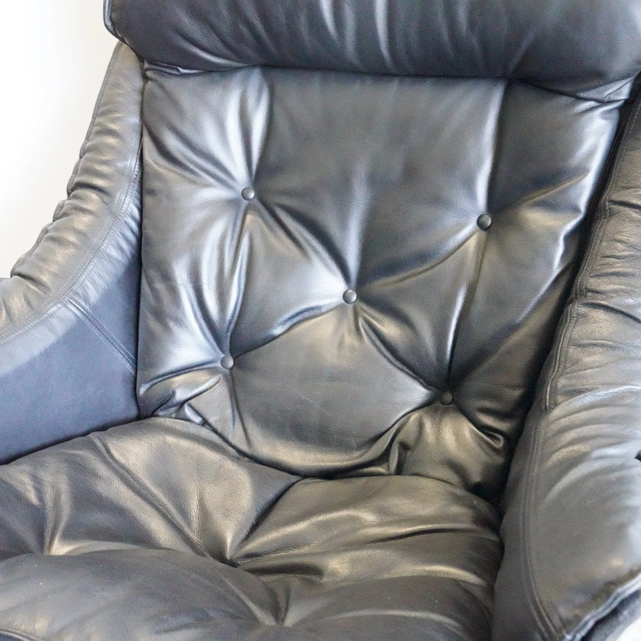 Mid Century Modern Vintage Norwegian Falcon Lounge Chair with Ottoman, 1980s - Image 5