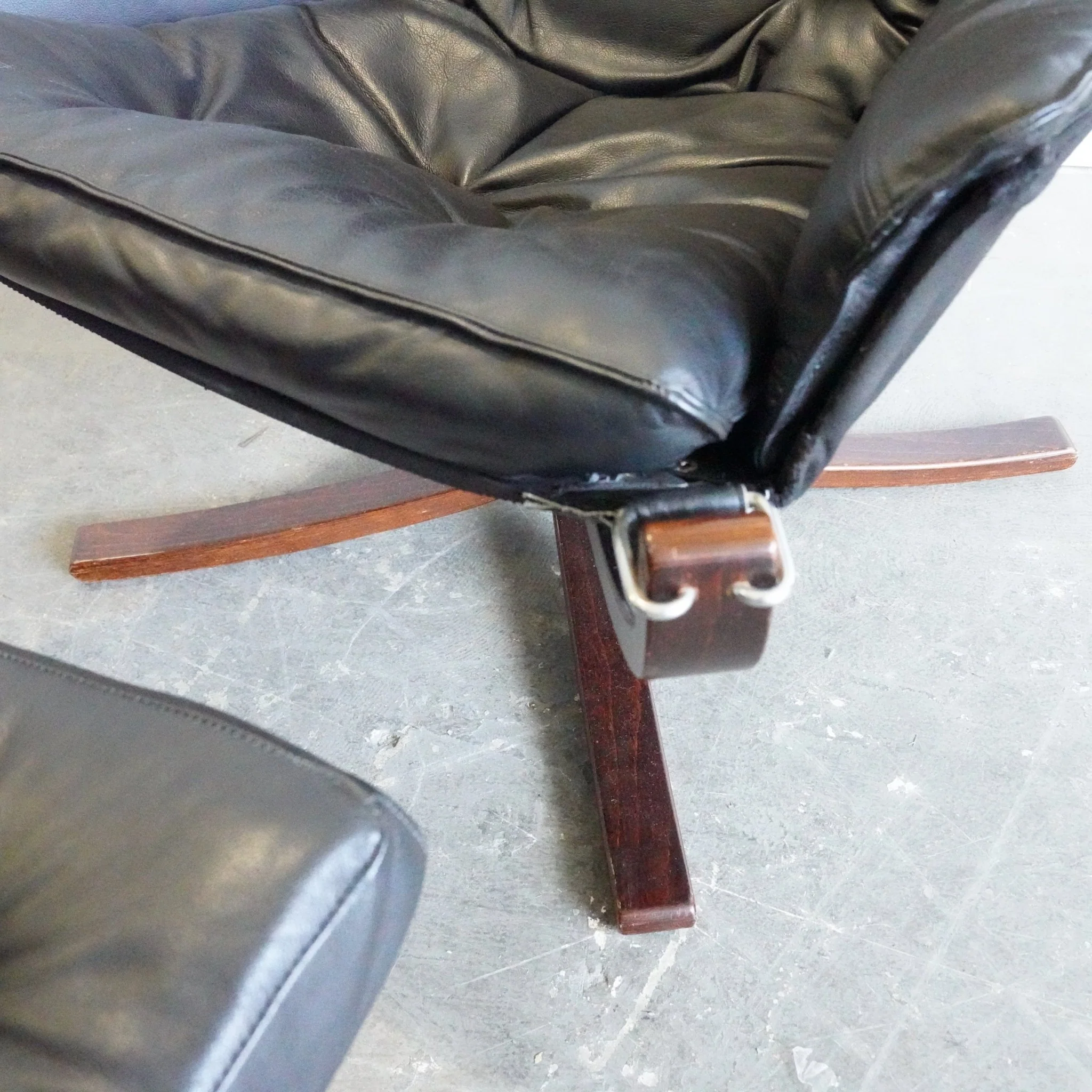 Mid Century Modern Vintage Norwegian Falcon Lounge Chair with Ottoman, 1980s - Image 6