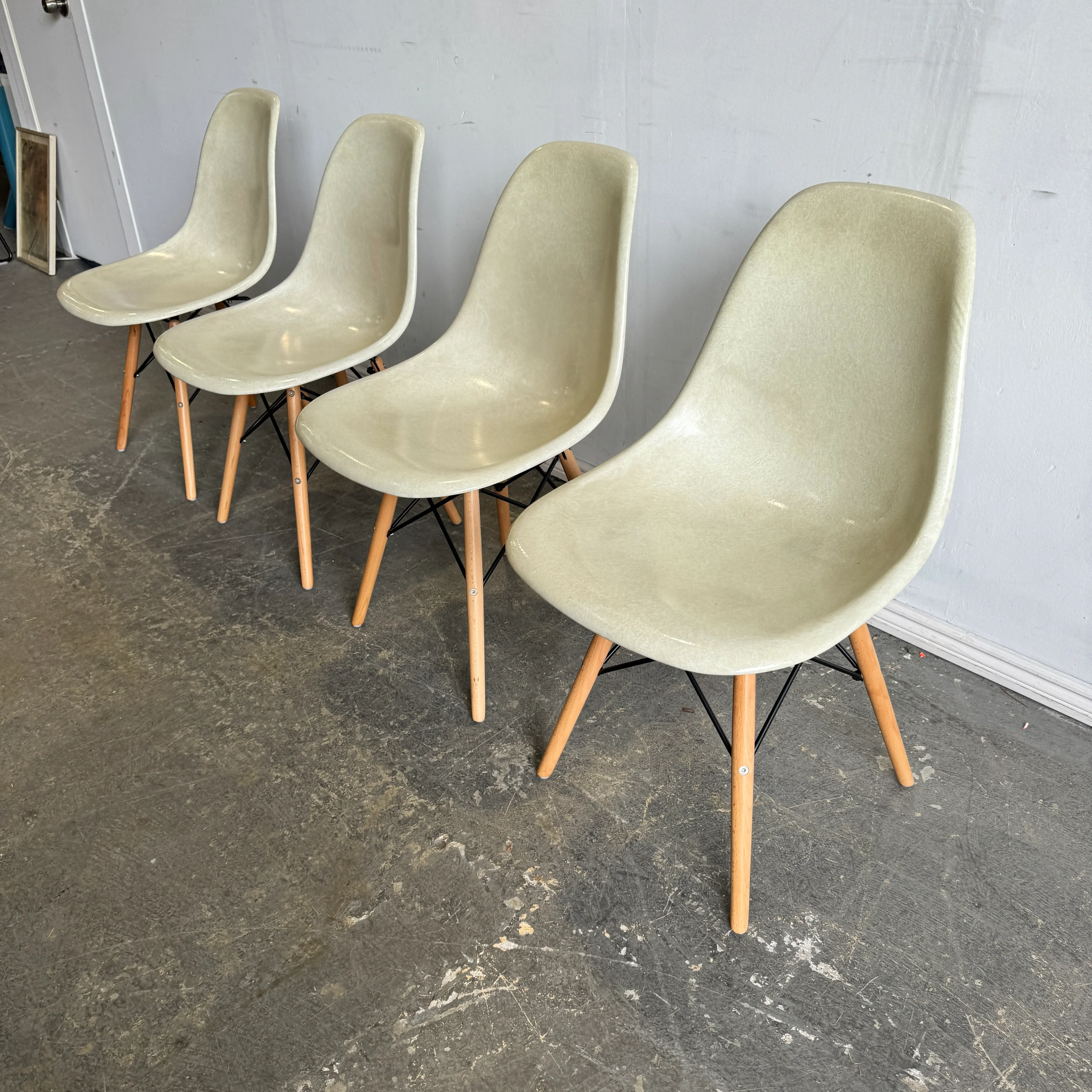 Modernica Set of 4 Fiberglass Shell dining chairs - Image 3