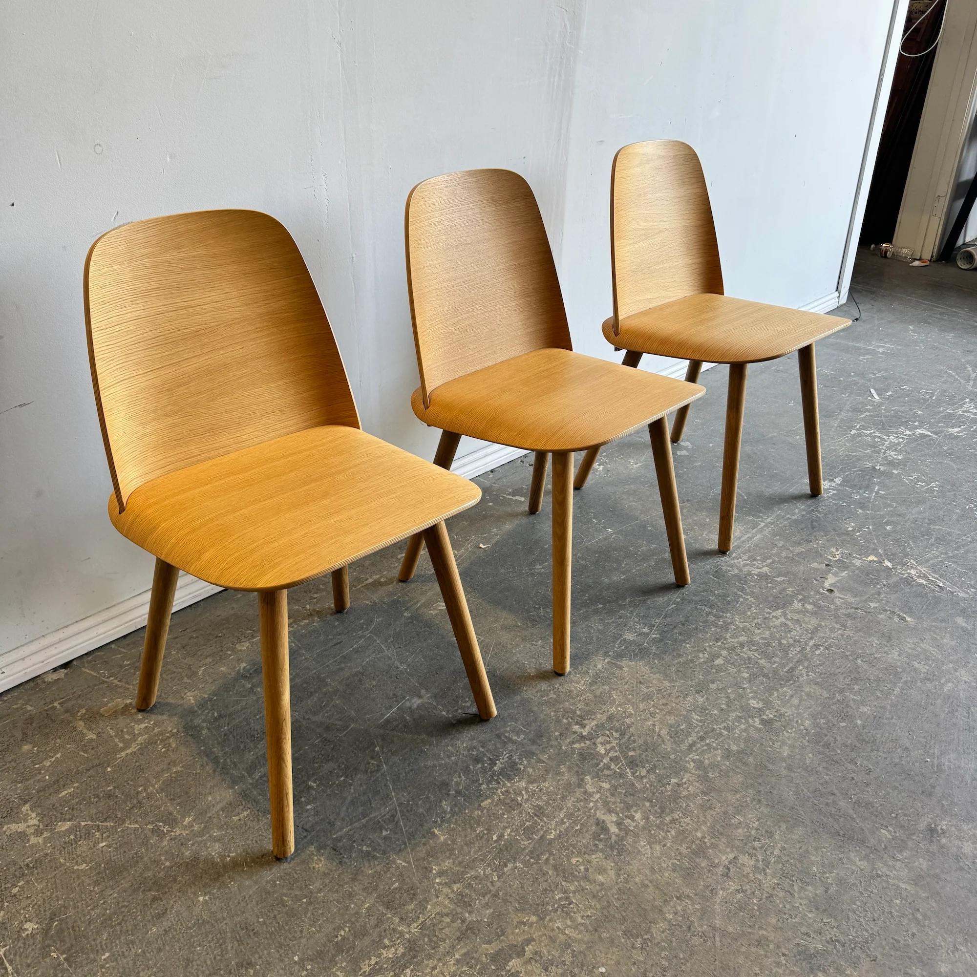 Muuto Set of 3 Nerd Dining chairs - Image 3