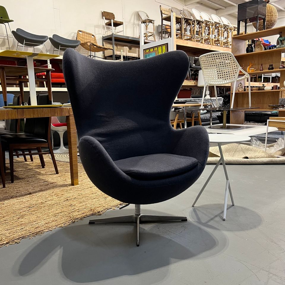 Rove Concept Arne Jacobsen style egg chair
