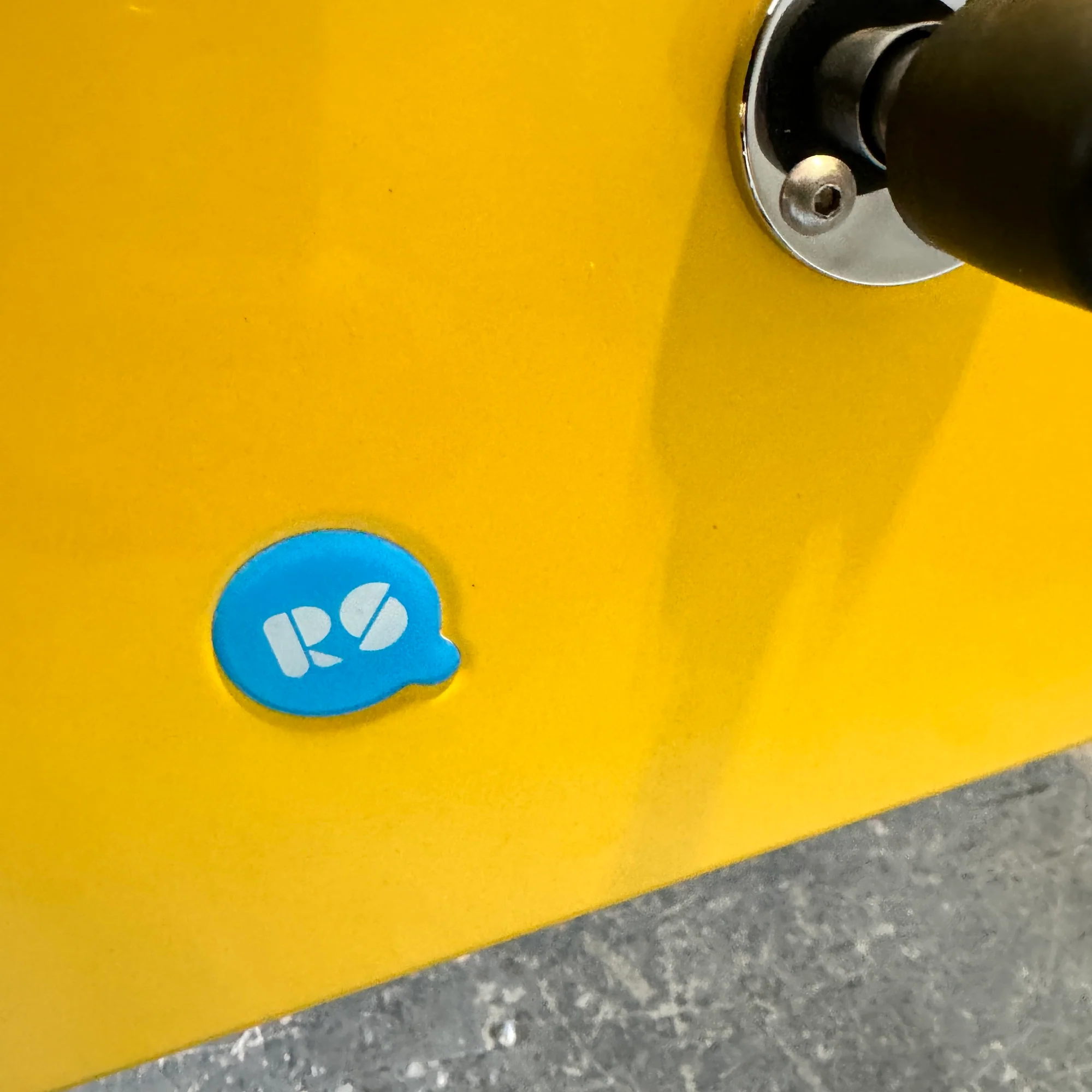 RS BARCELONA RS 3 FOOSBALL TABLE - Image 4