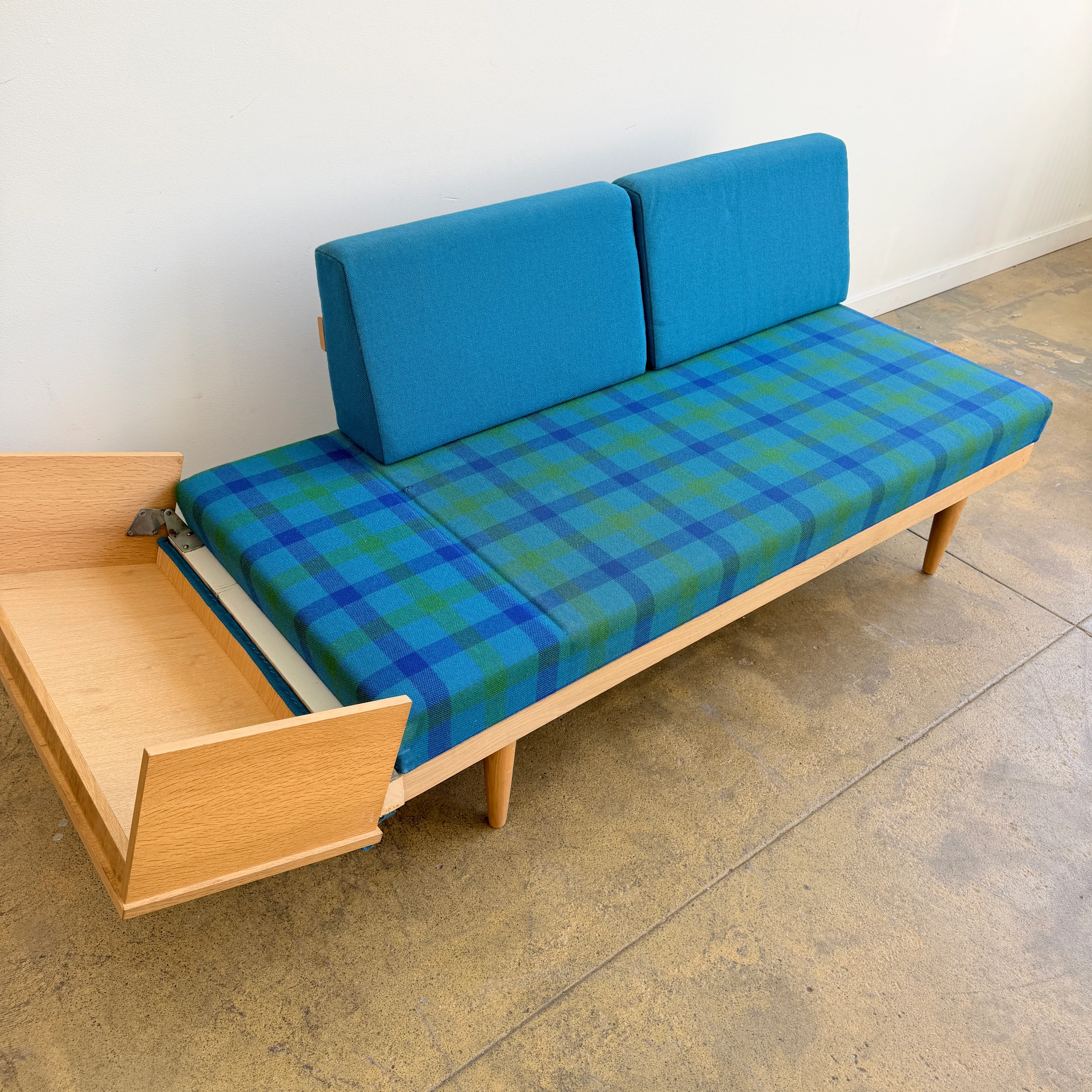 Scandinavian “Svane Combina” Daybed Sofa by Ingmar Relling for Ekornes, 1960s - Image 5
