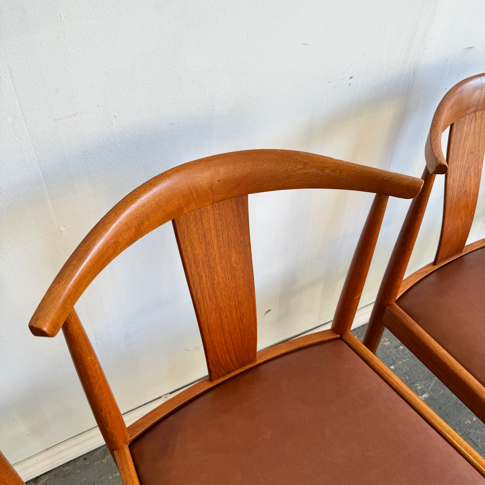 Set of 4 Dyrlund Danish modern teak dining chairs - Image 5