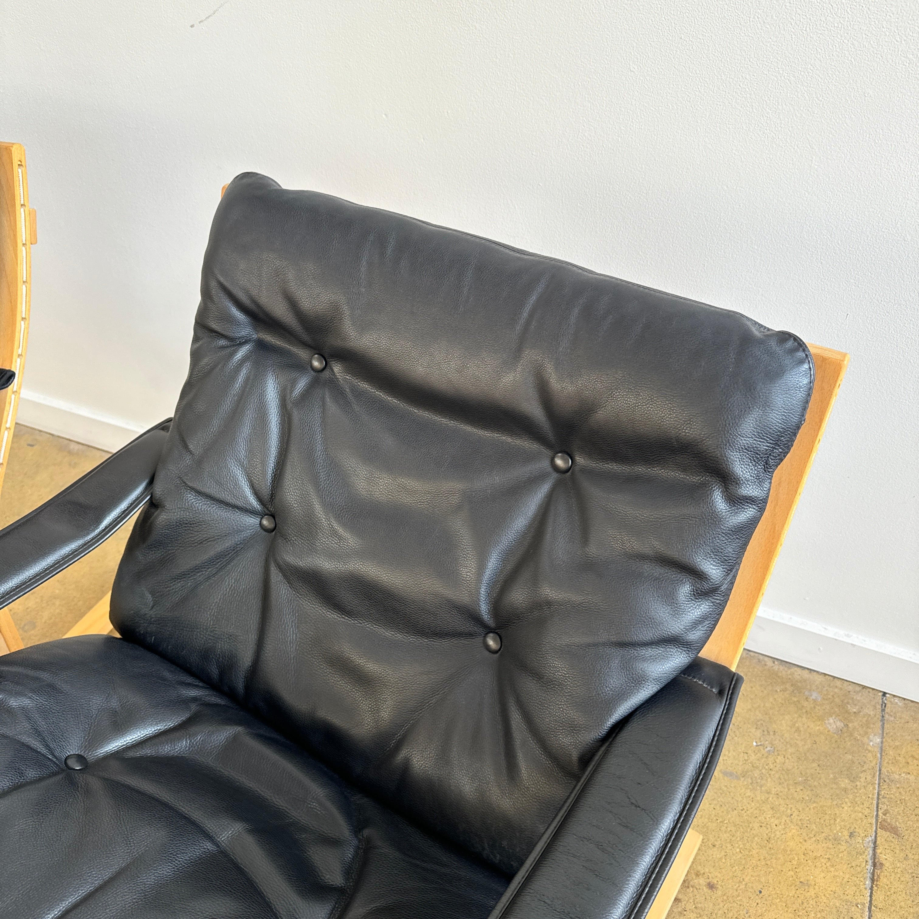 Siesta Set of 2 Chairs Low Back with Arms - Image 7