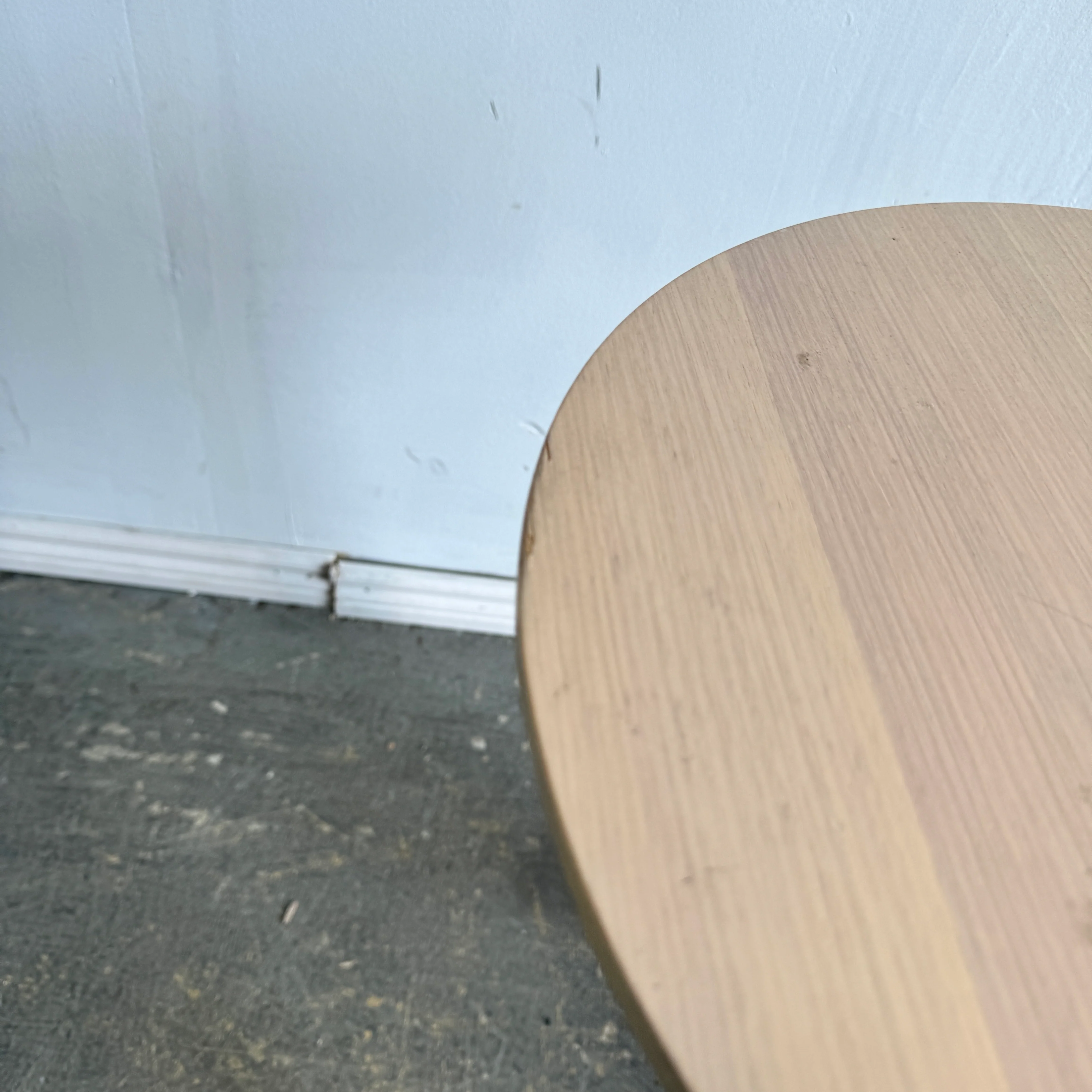 Toku Table by schiavello - Image 3