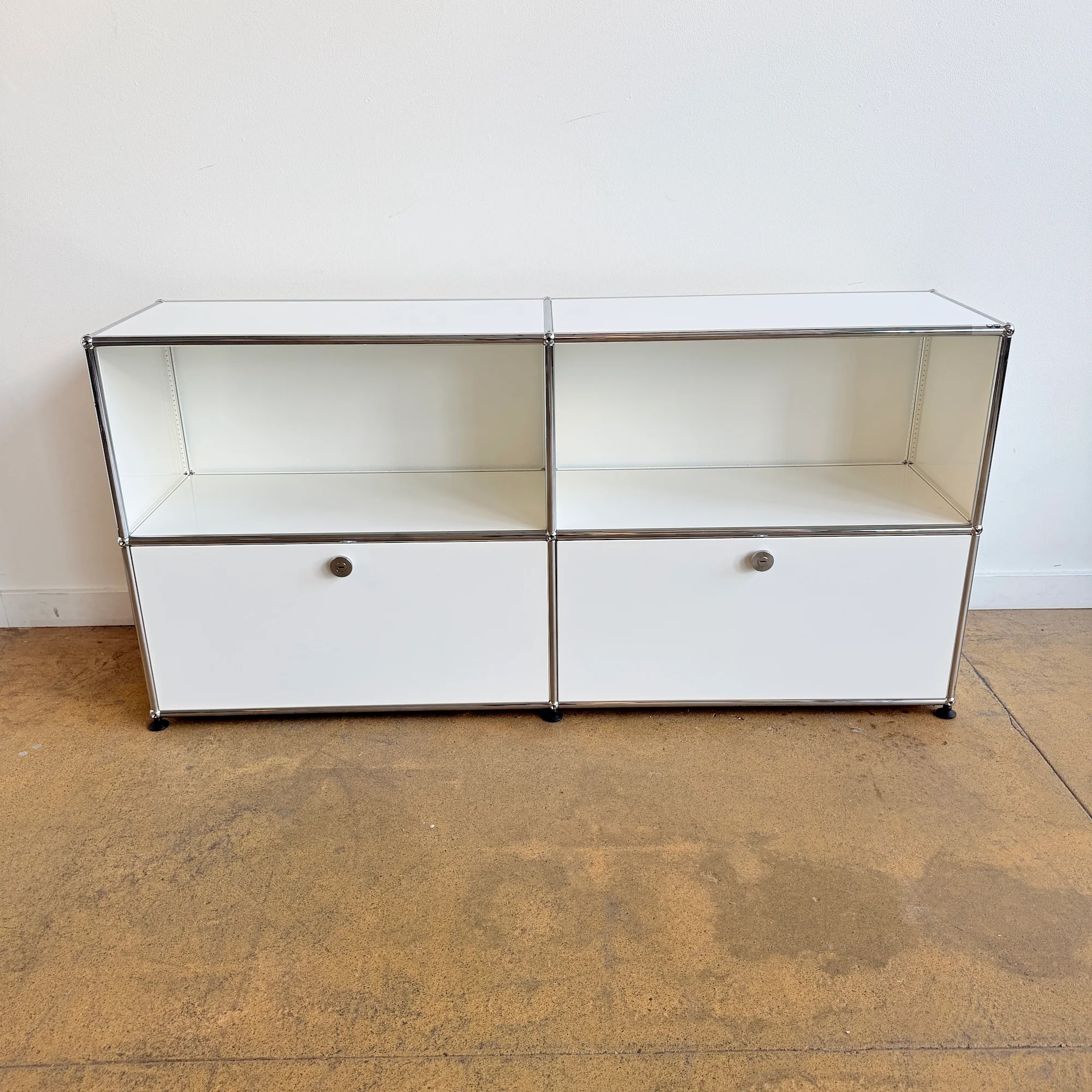 USM Haller 2X2 Fully Enclosed Console - Pure White